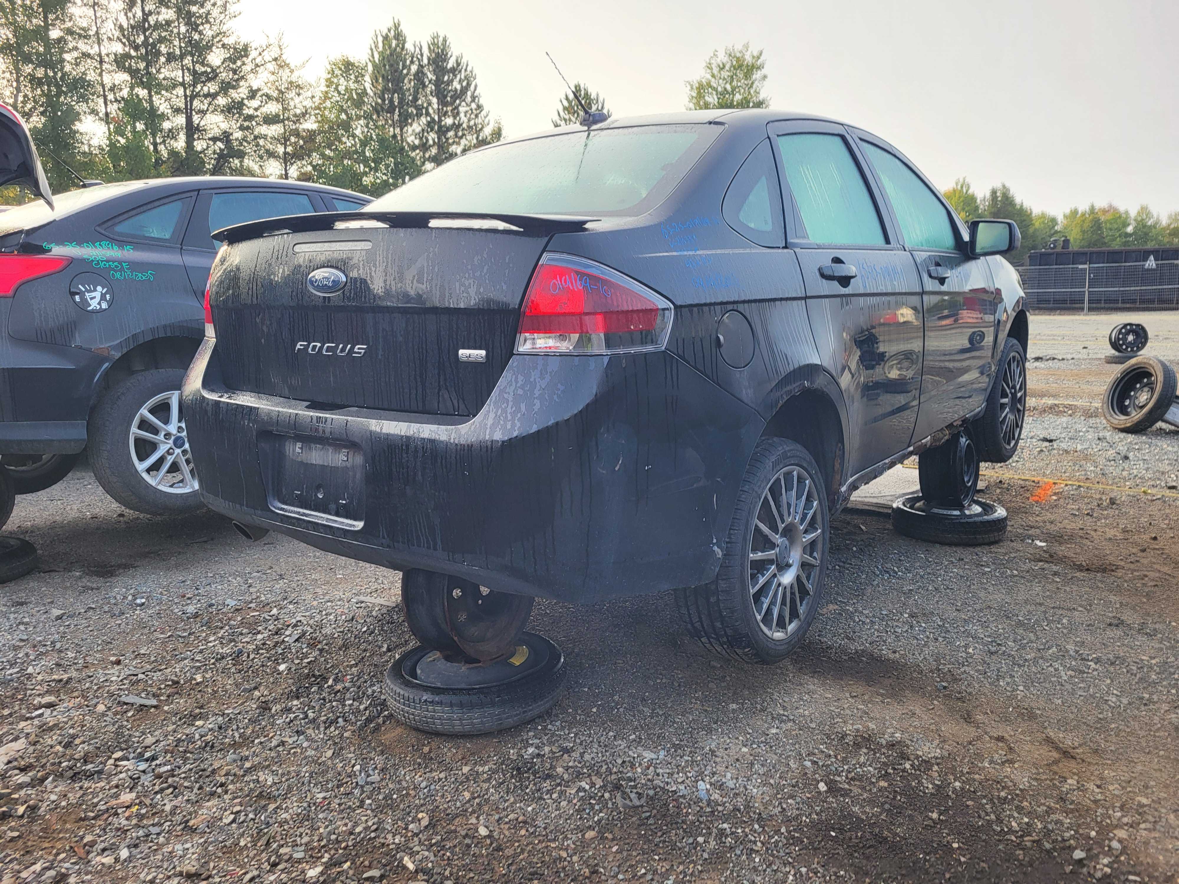 FORD FOCUS 2010