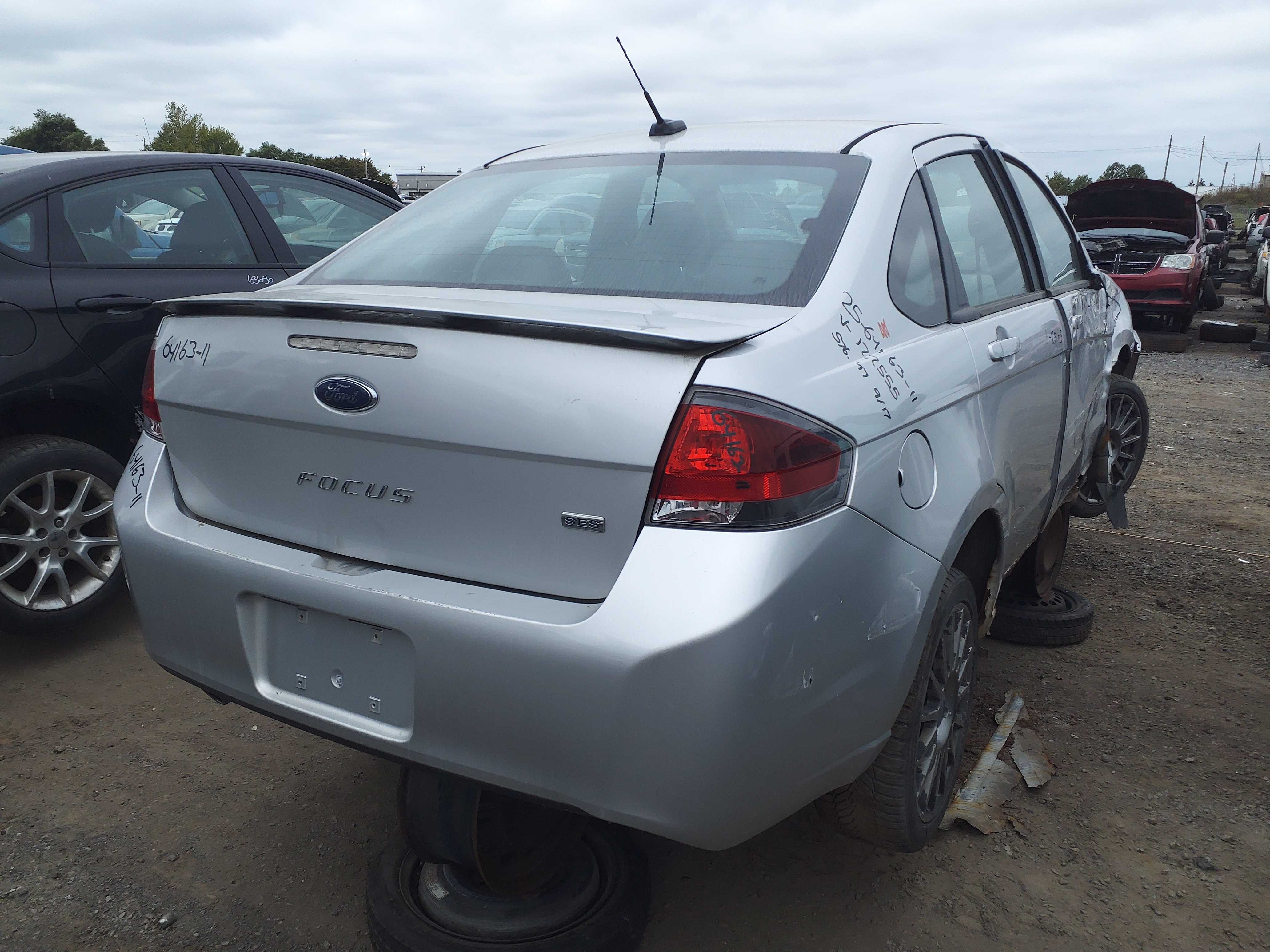 FORD FOCUS 2011