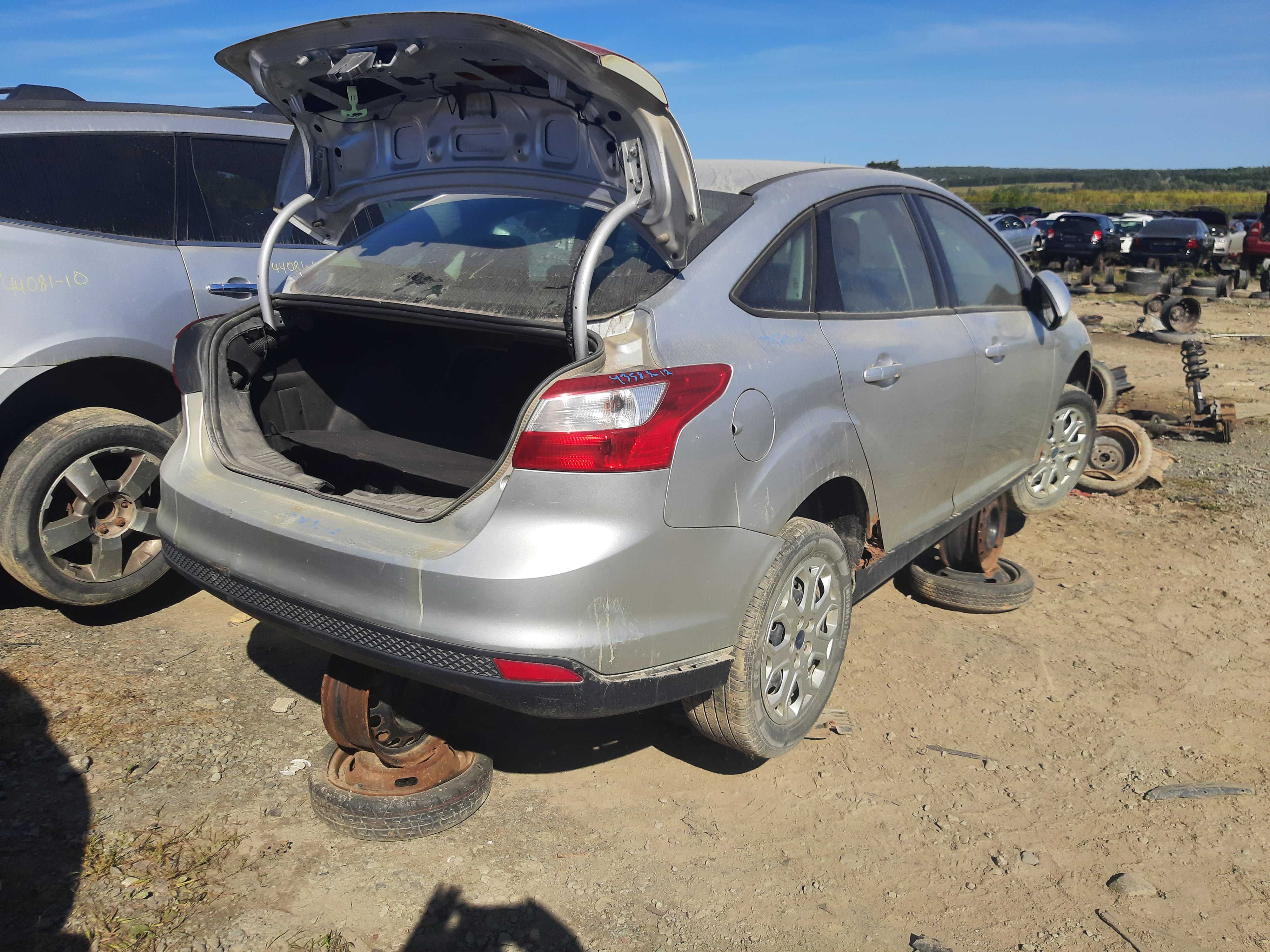 FORD FOCUS 2012