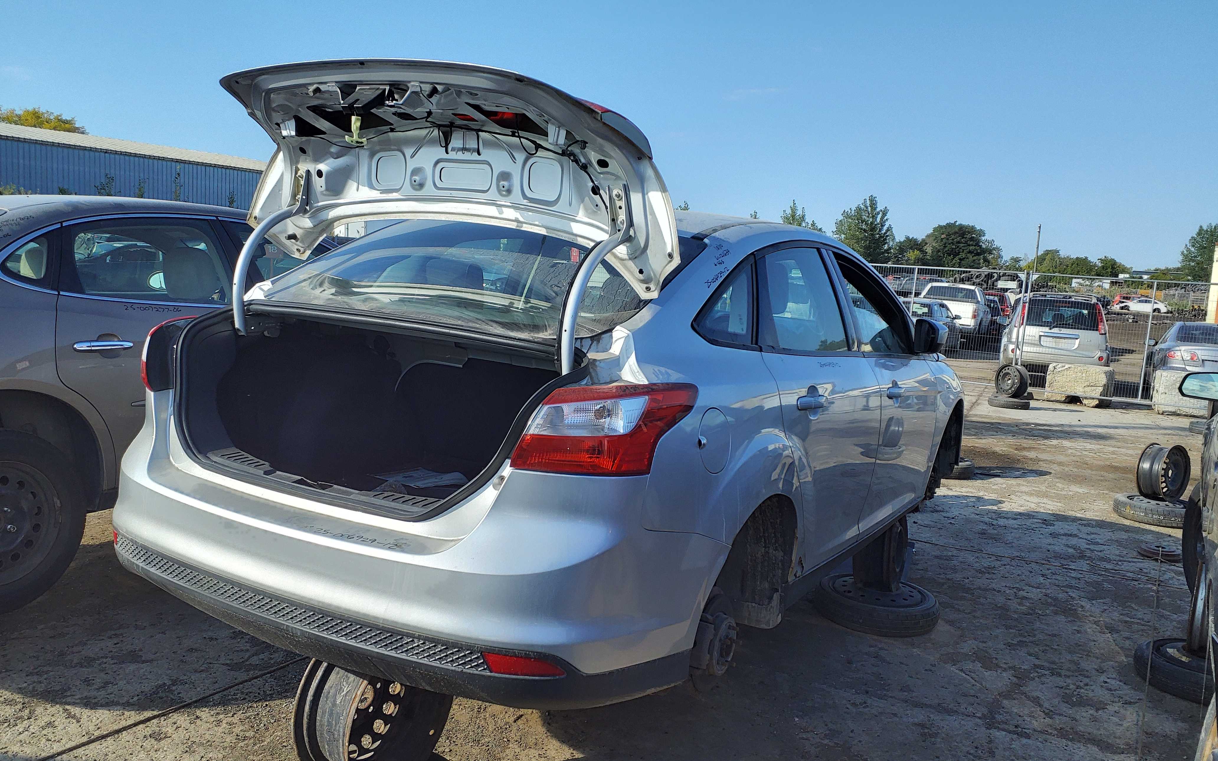 FORD FOCUS 2012