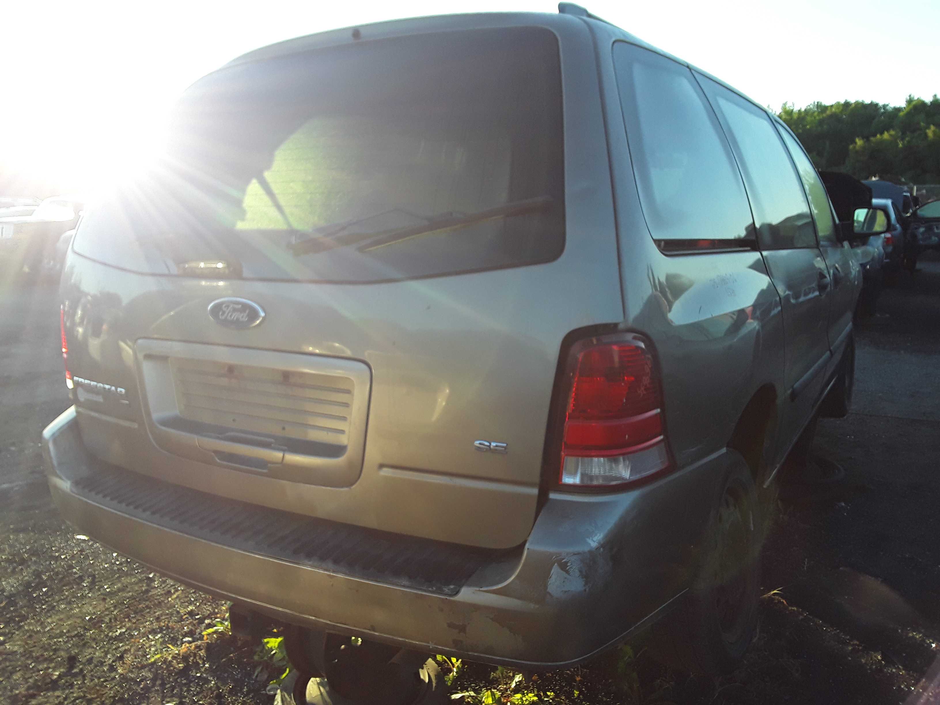 FORD FREESTAR 2006