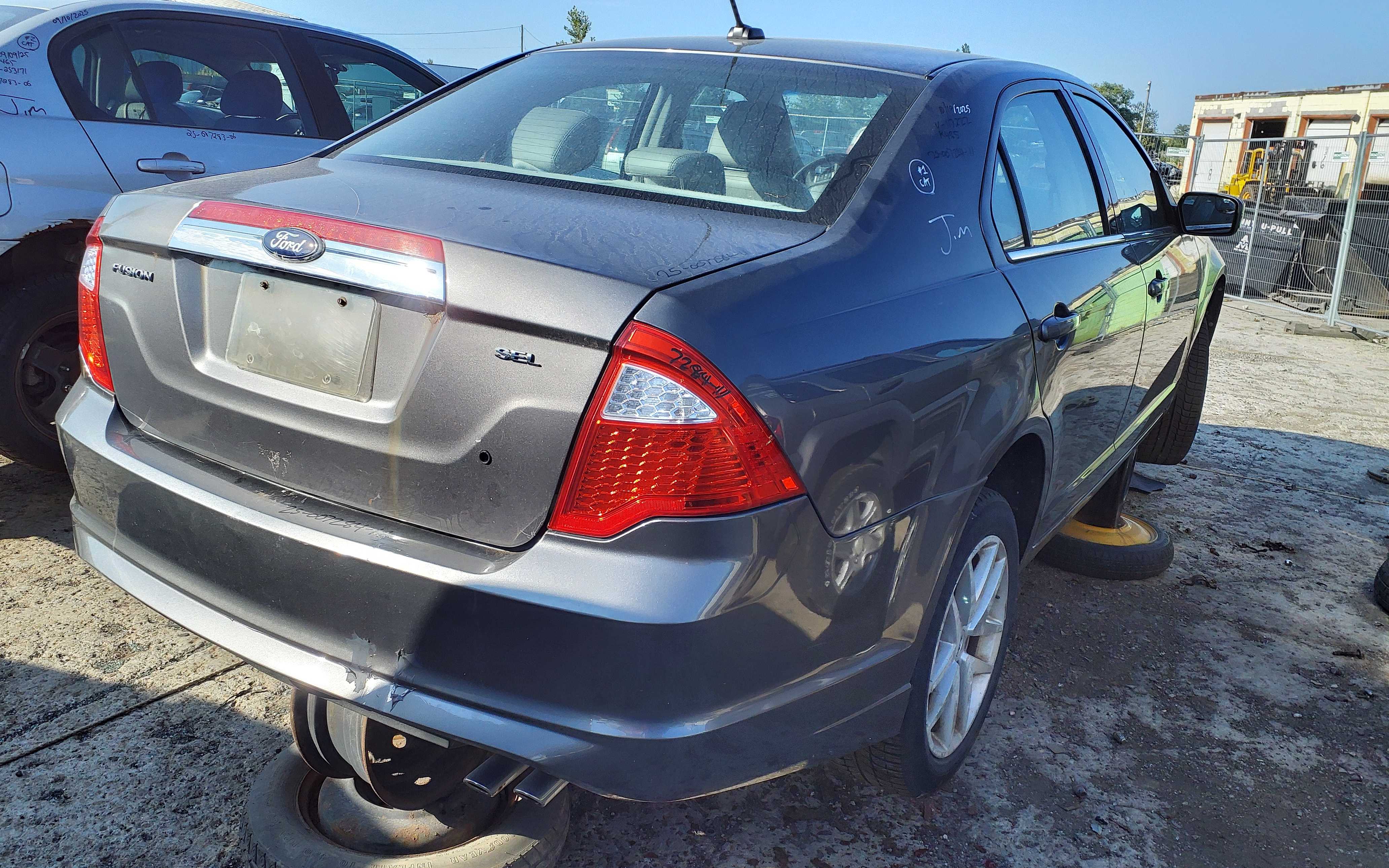 FORD FUSION 2011