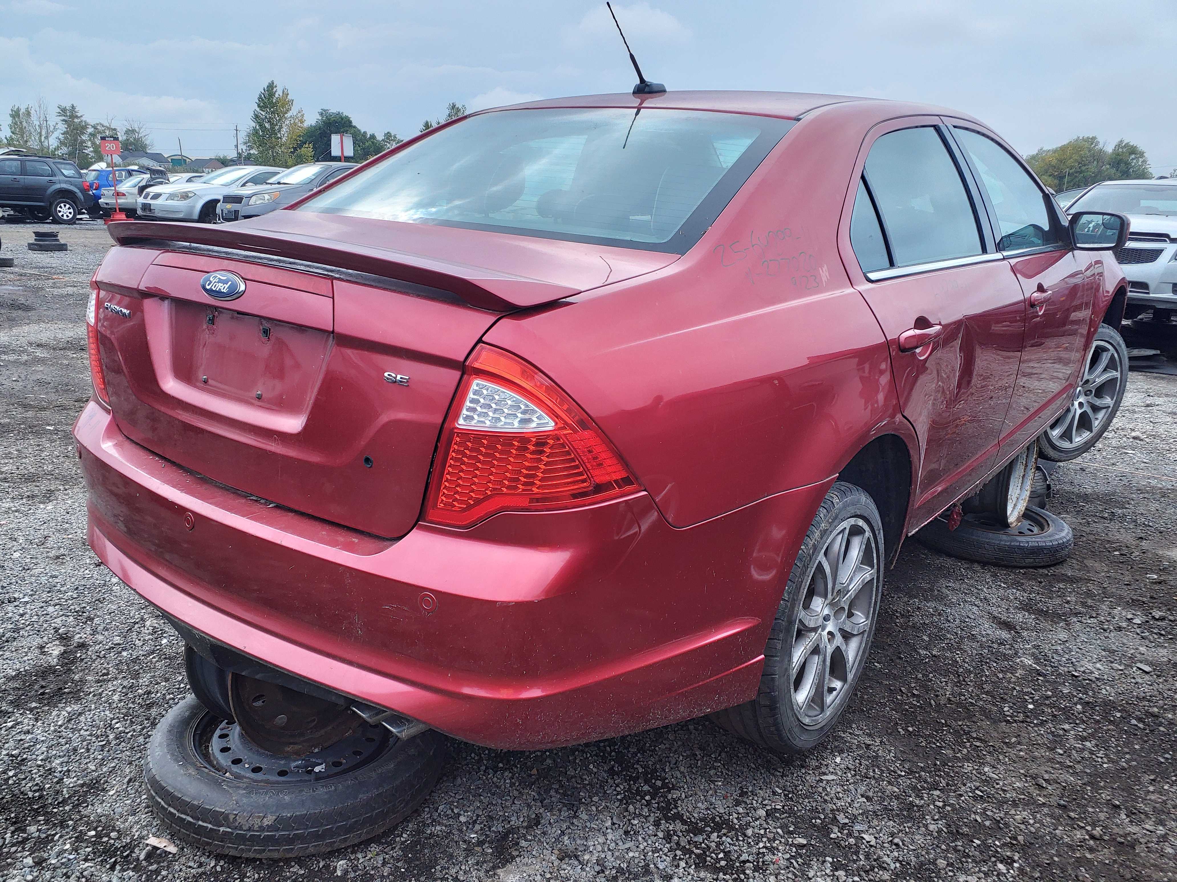FORD FUSION 2011