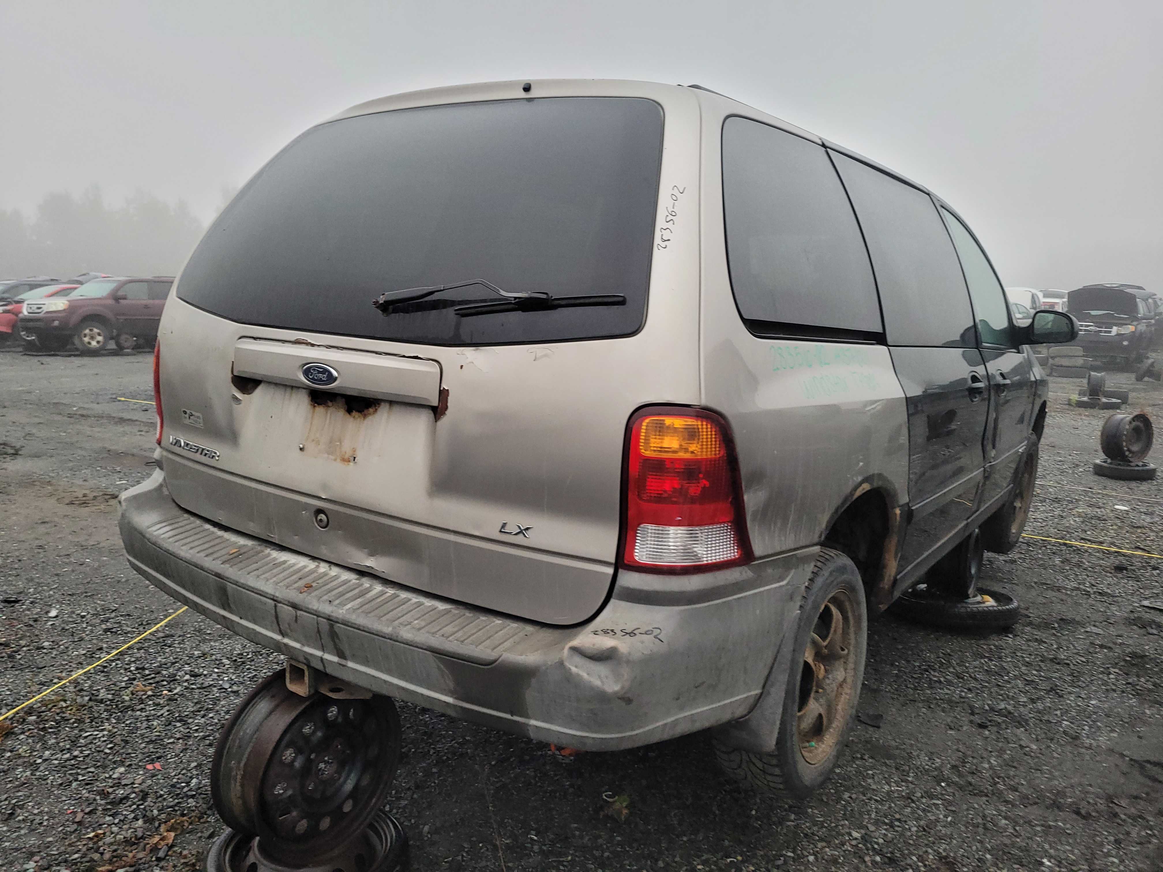 FORD WINDSTAR 2002