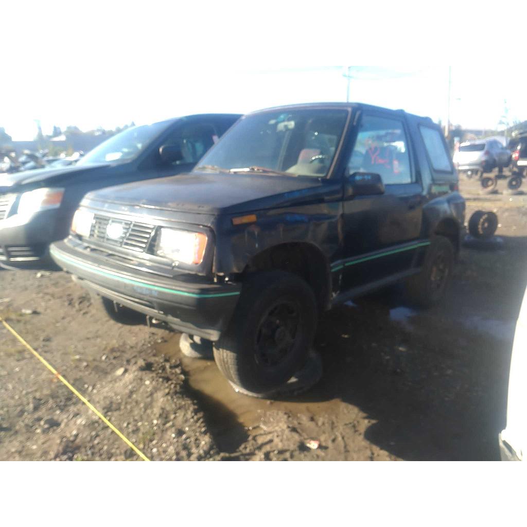 GEO TRACKER 1995