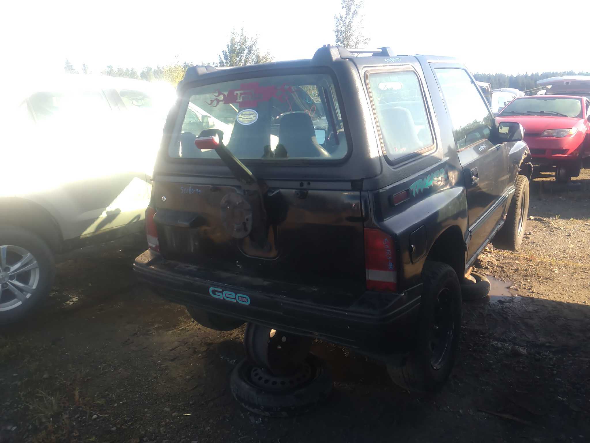 GEO TRACKER 1995