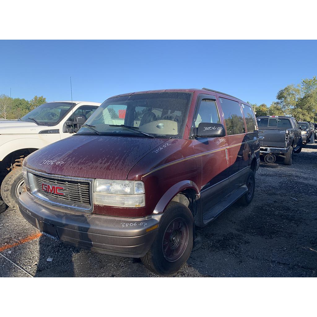 GMC SAFARI 2002