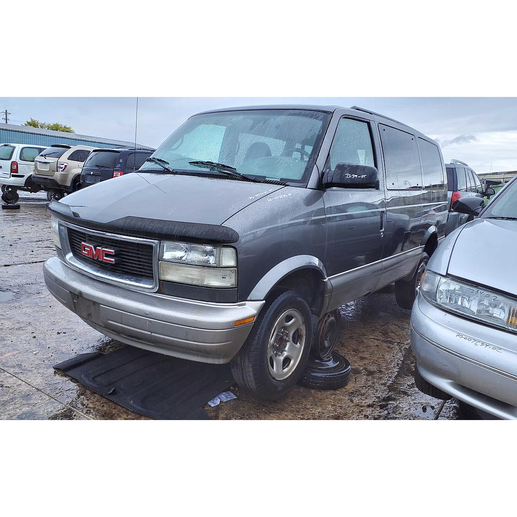 GMC SAFARI 2005