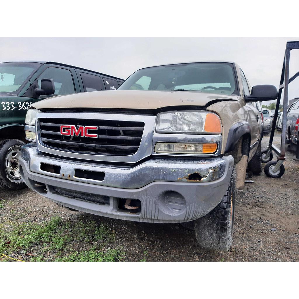 GMC SIERRA 1500 2005