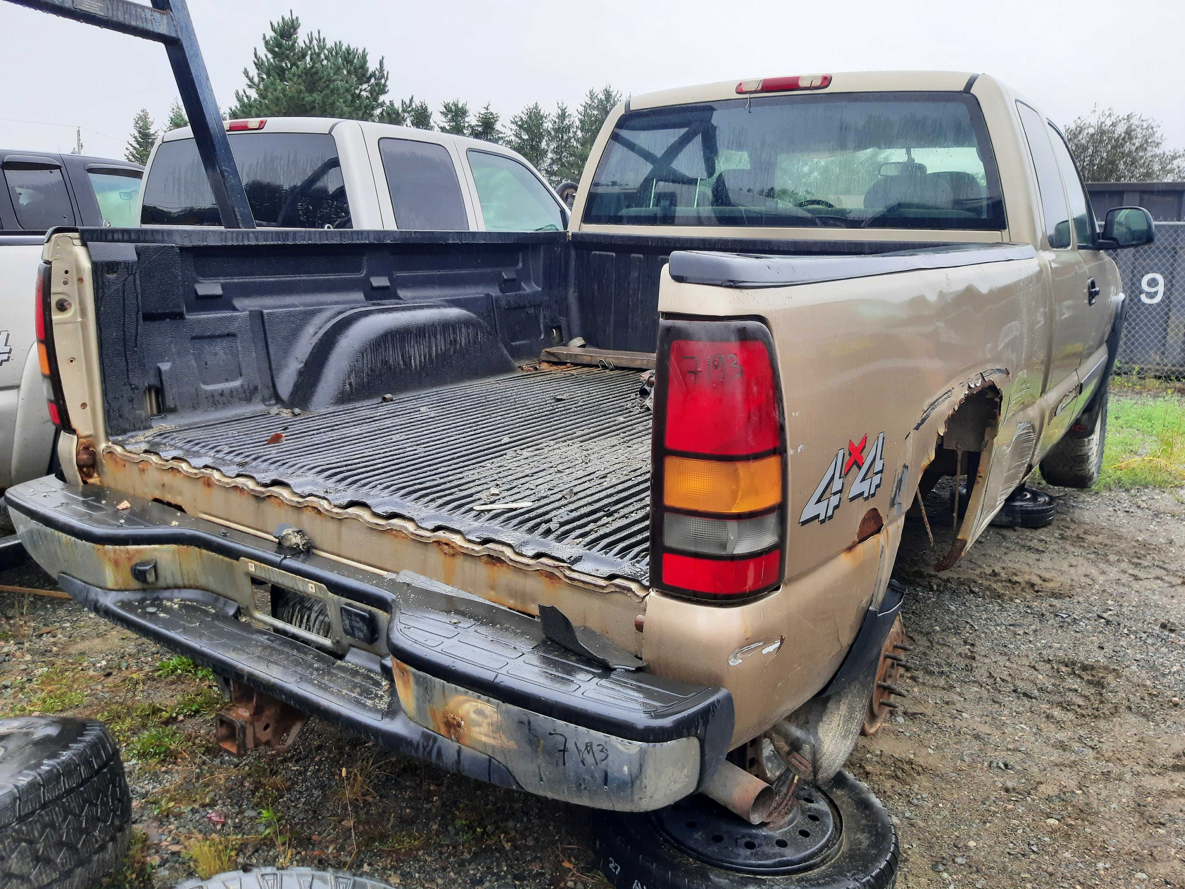 GMC SIERRA 1500 2005