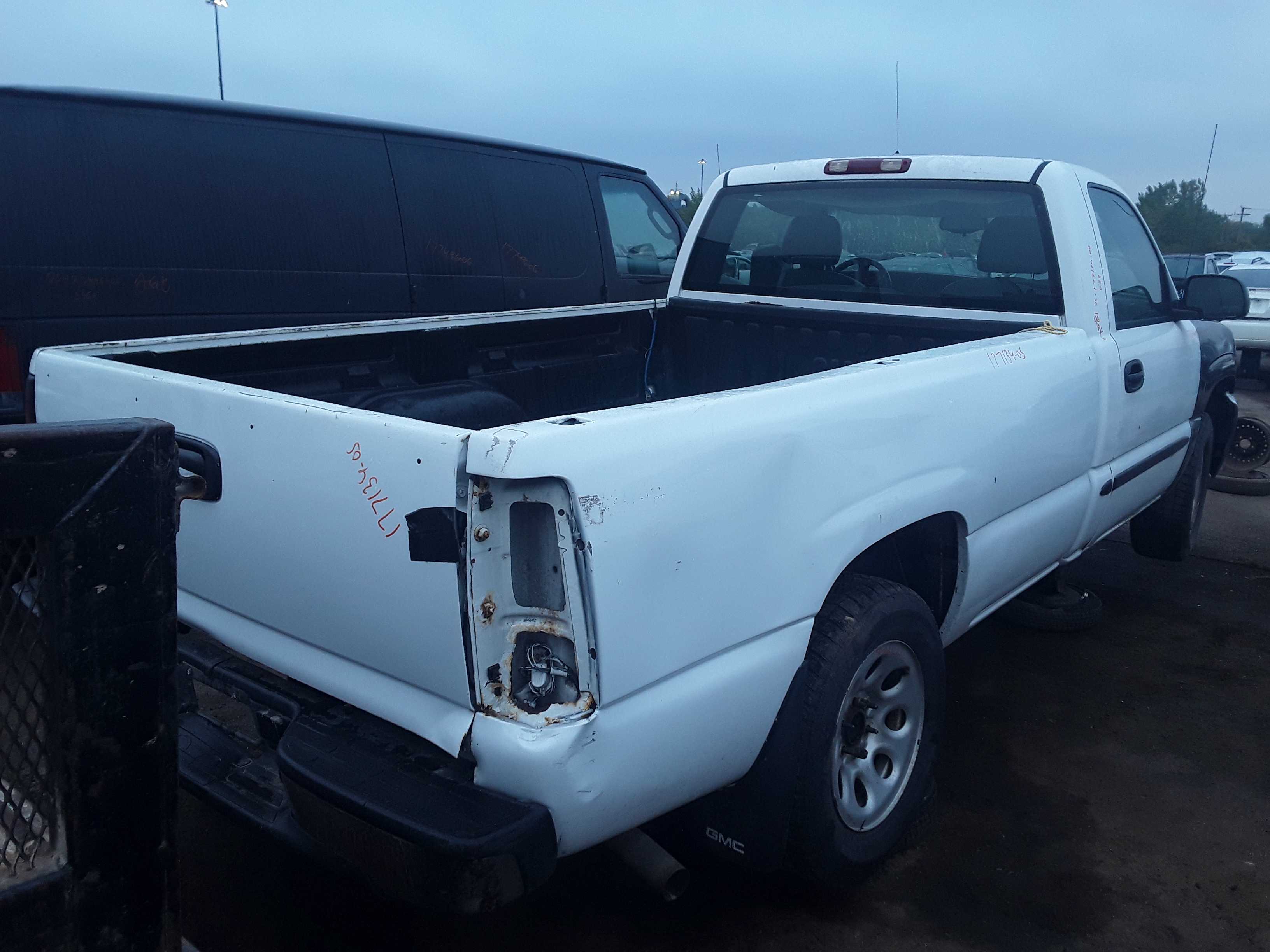 GMC SIERRA 1500 2005