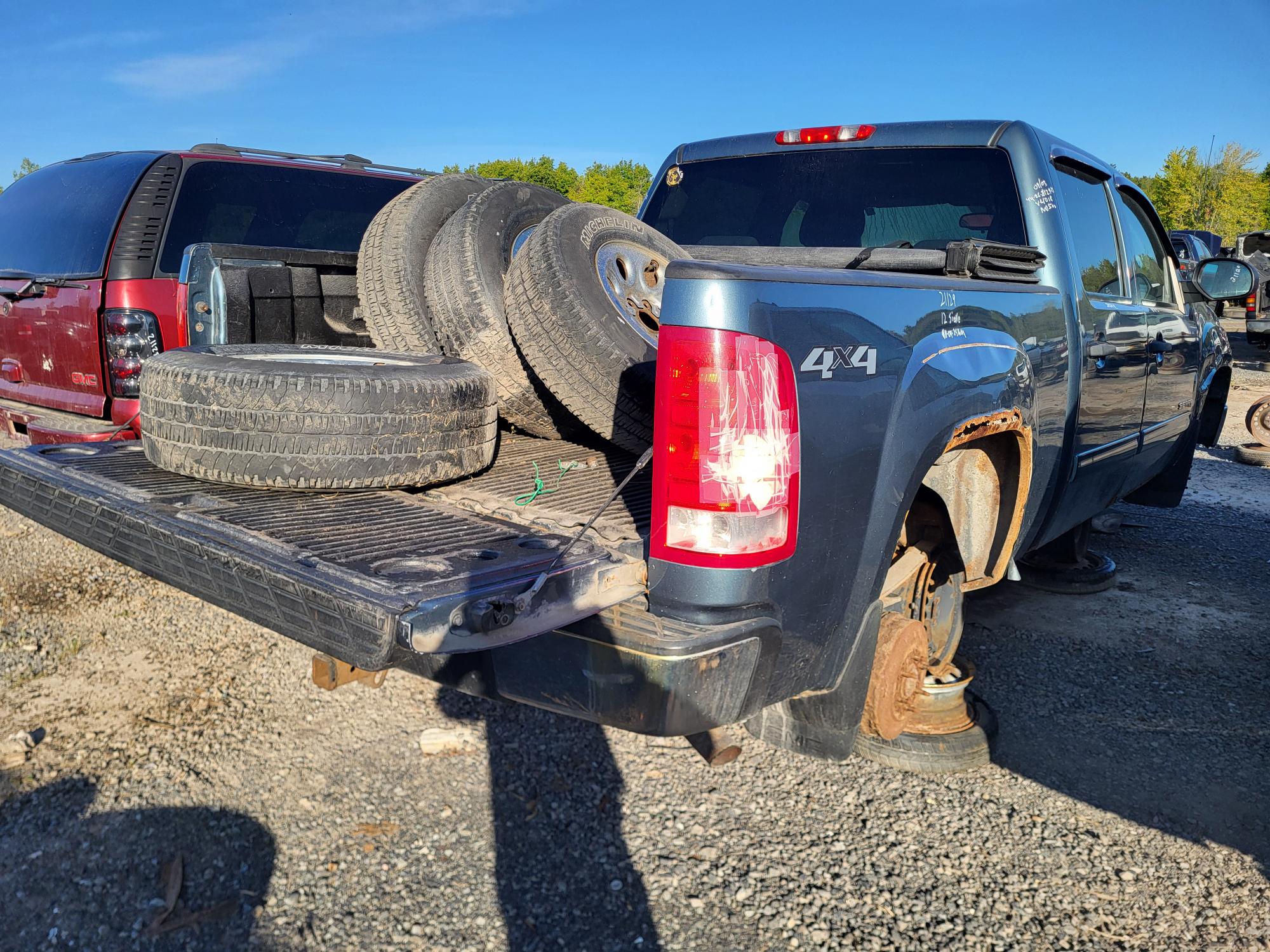 GMC SIERRA 1500 2012