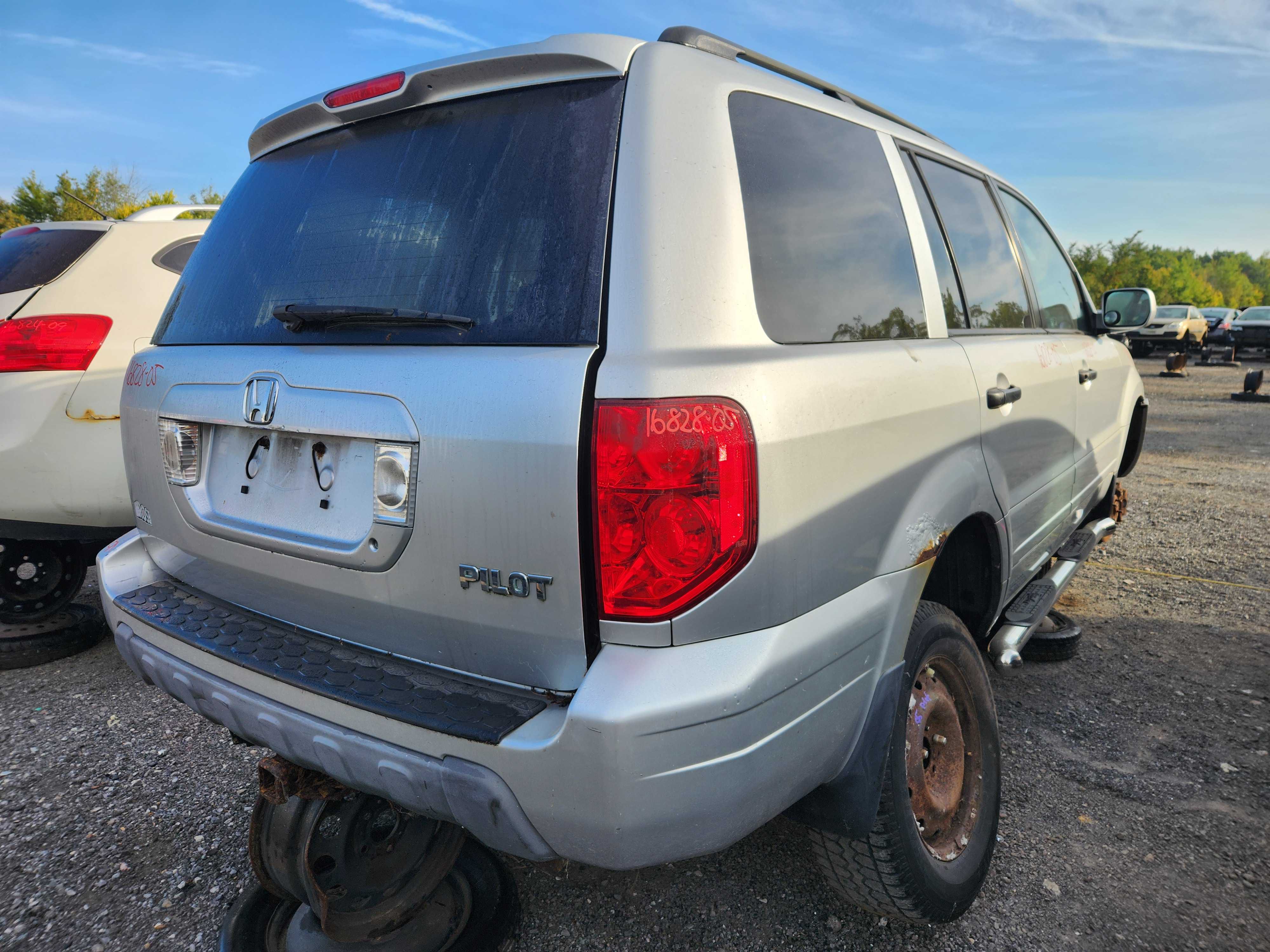 HONDA PILOT 2005