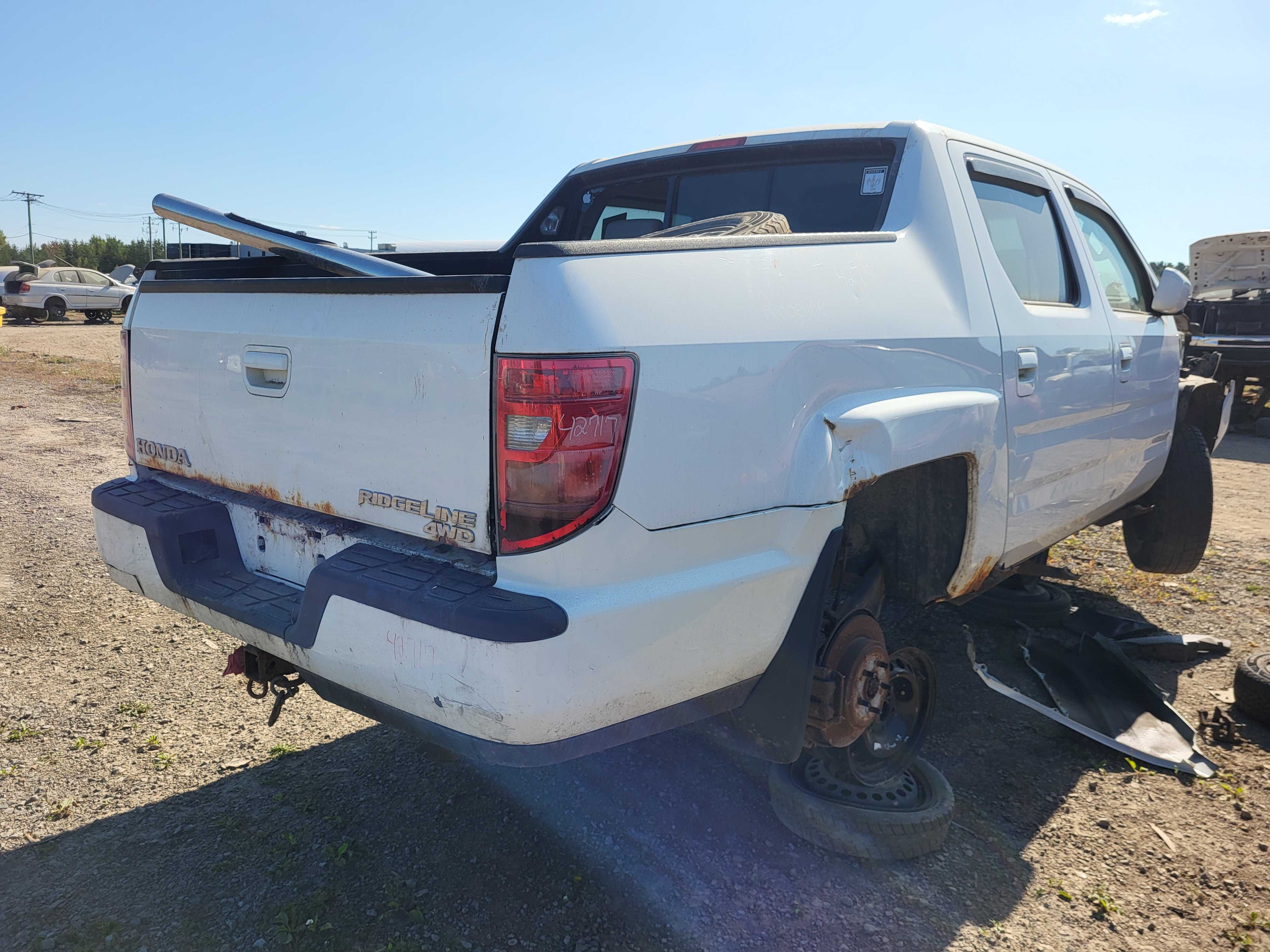 HONDA RIDGELINE 2009