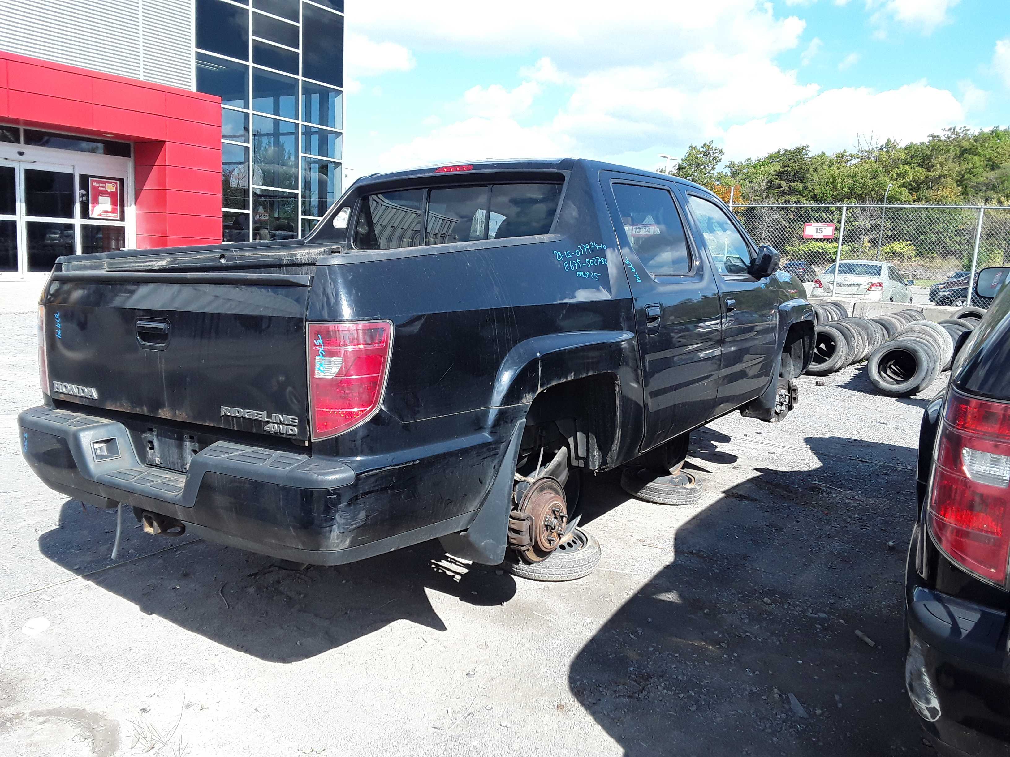 HONDA RIDGELINE 2010