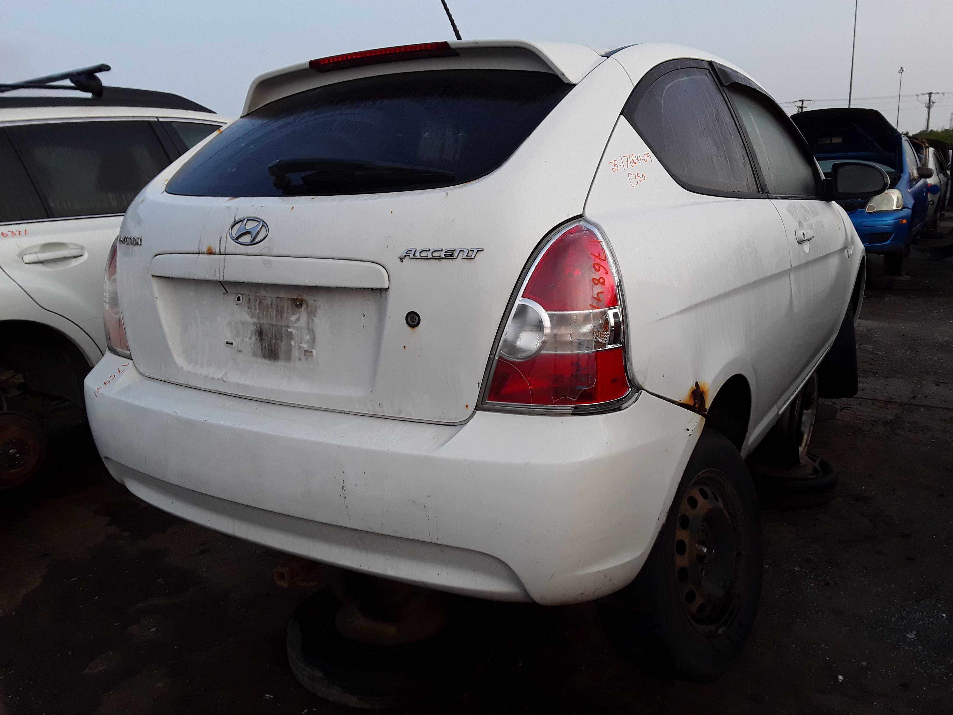 HYUNDAI ACCENT 2009