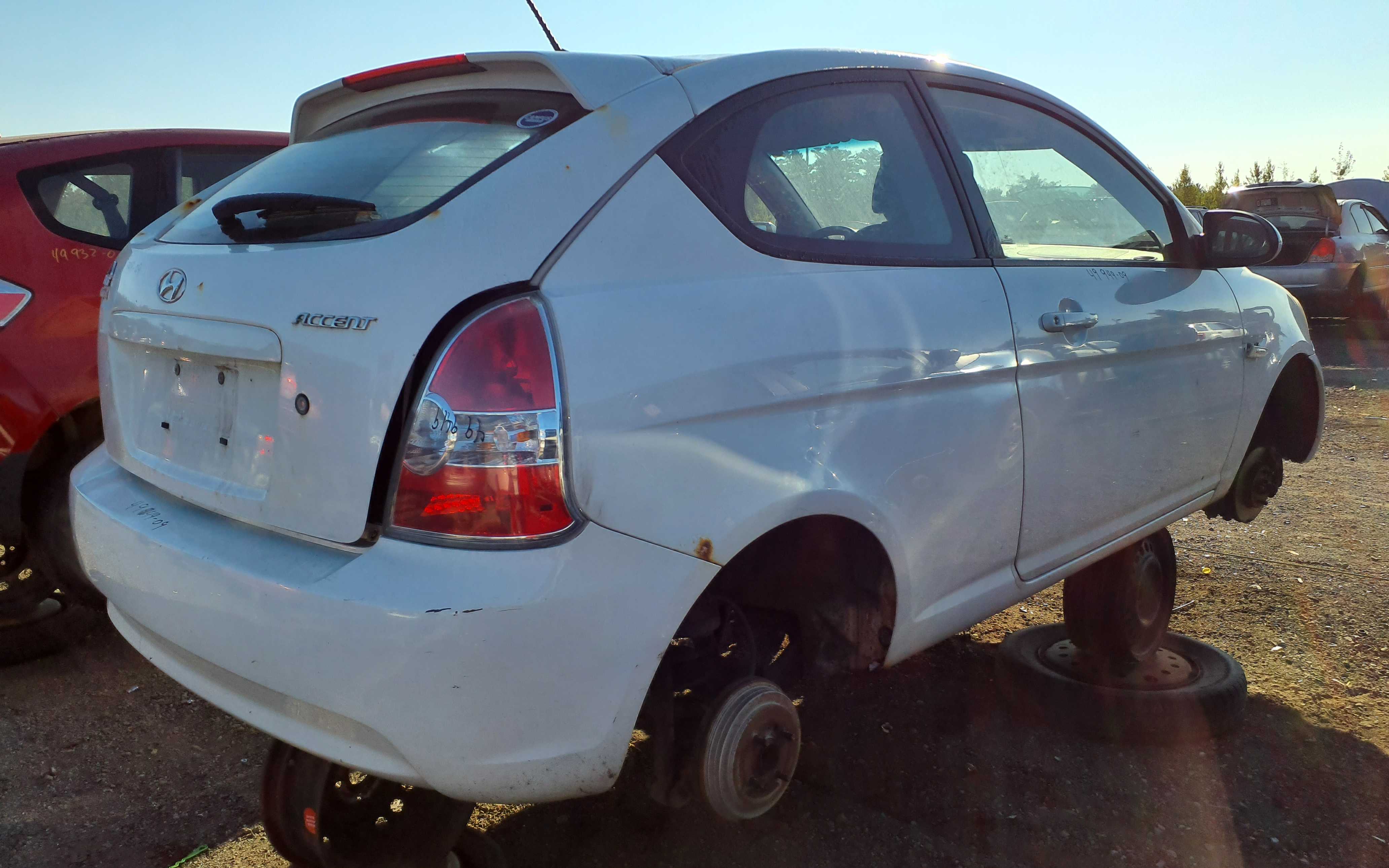 HYUNDAI ACCENT 2009
