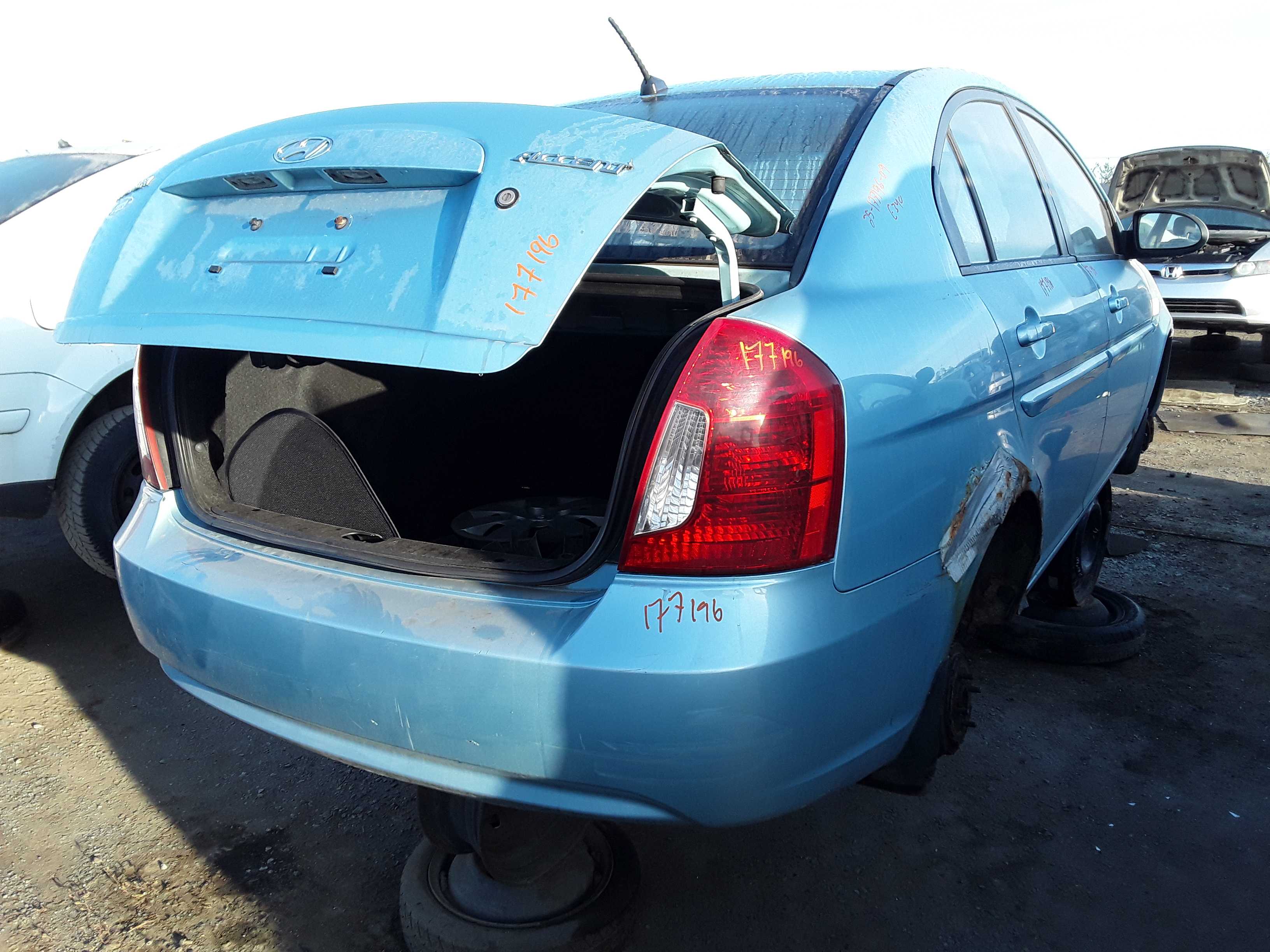 HYUNDAI ACCENT 2009