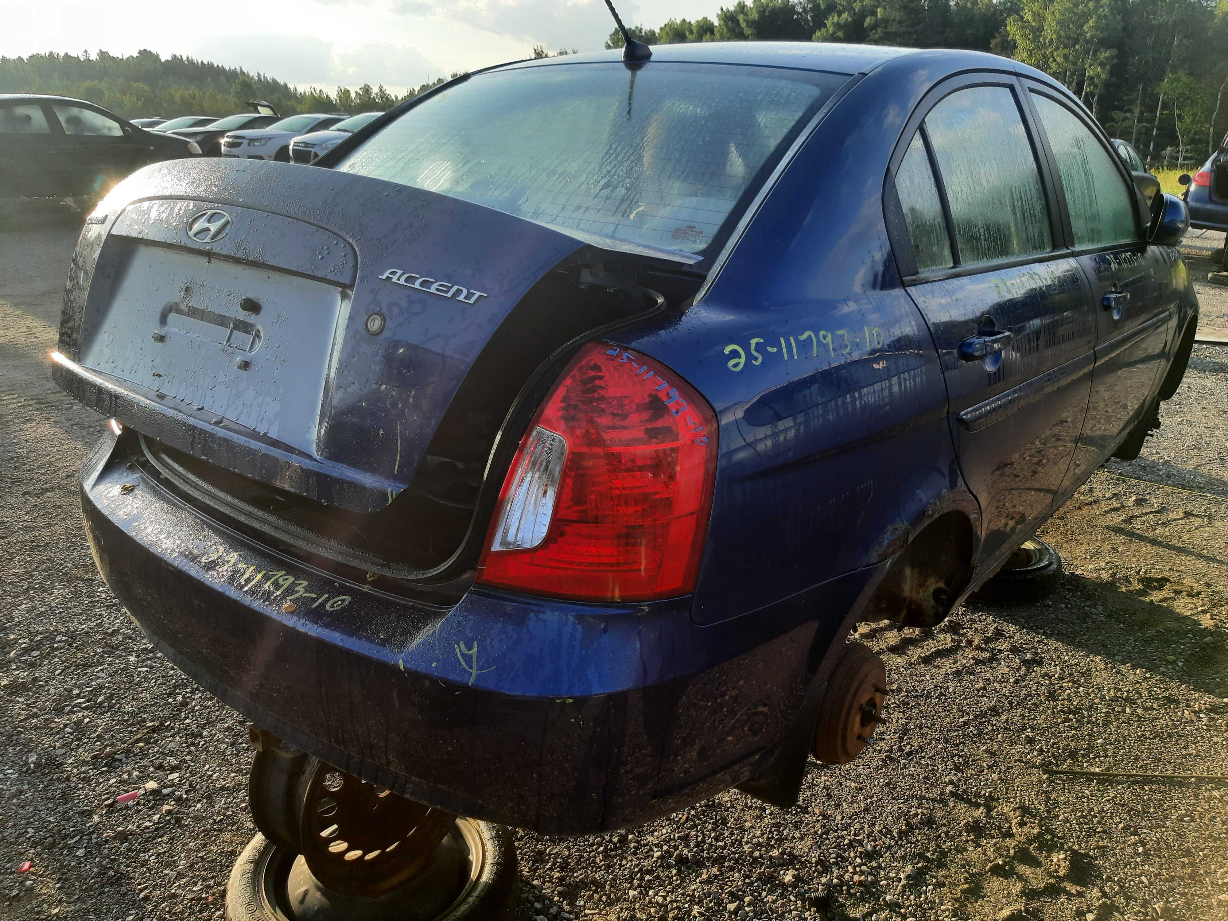HYUNDAI ACCENT 2010