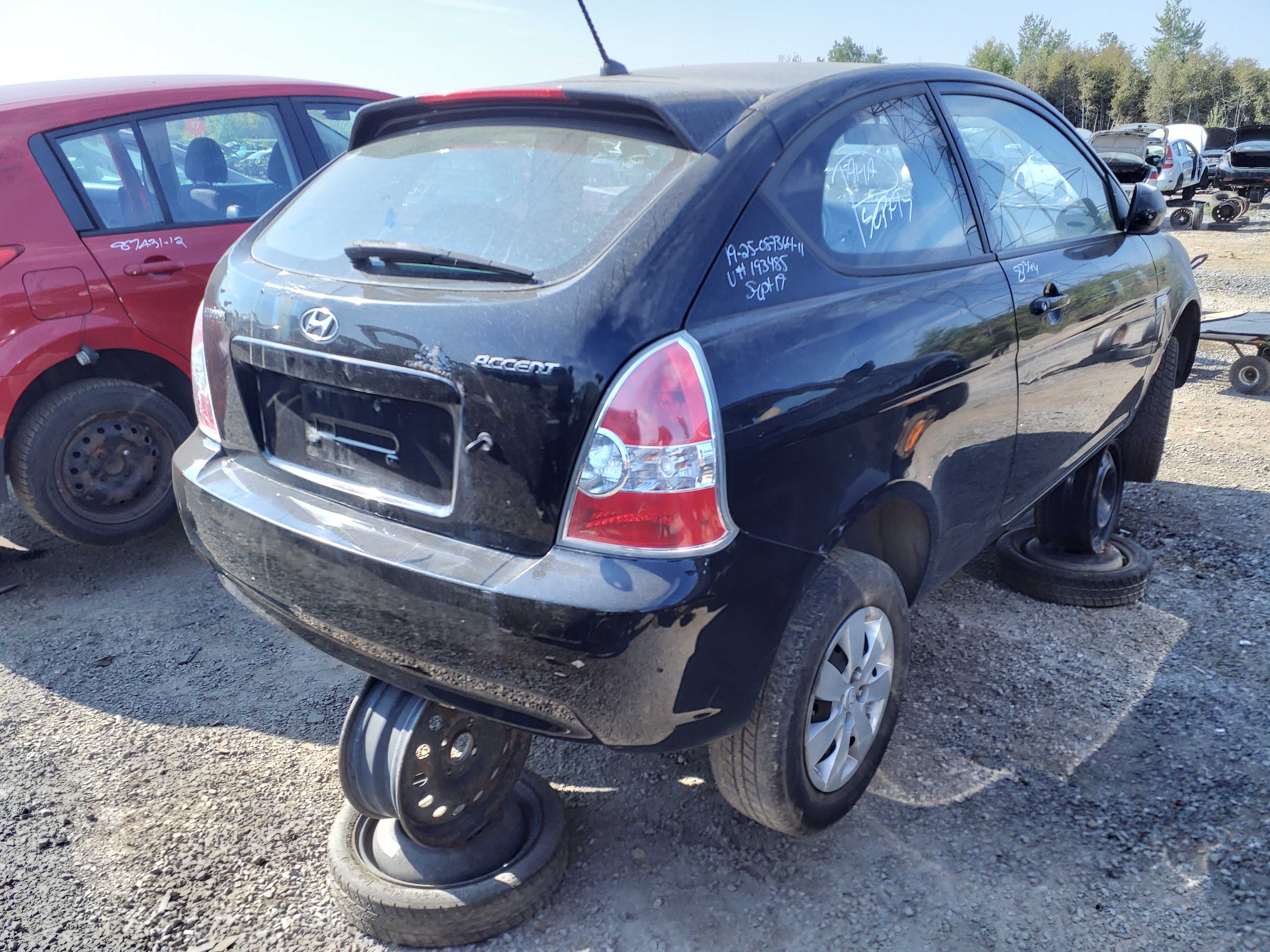 HYUNDAI ACCENT 2011