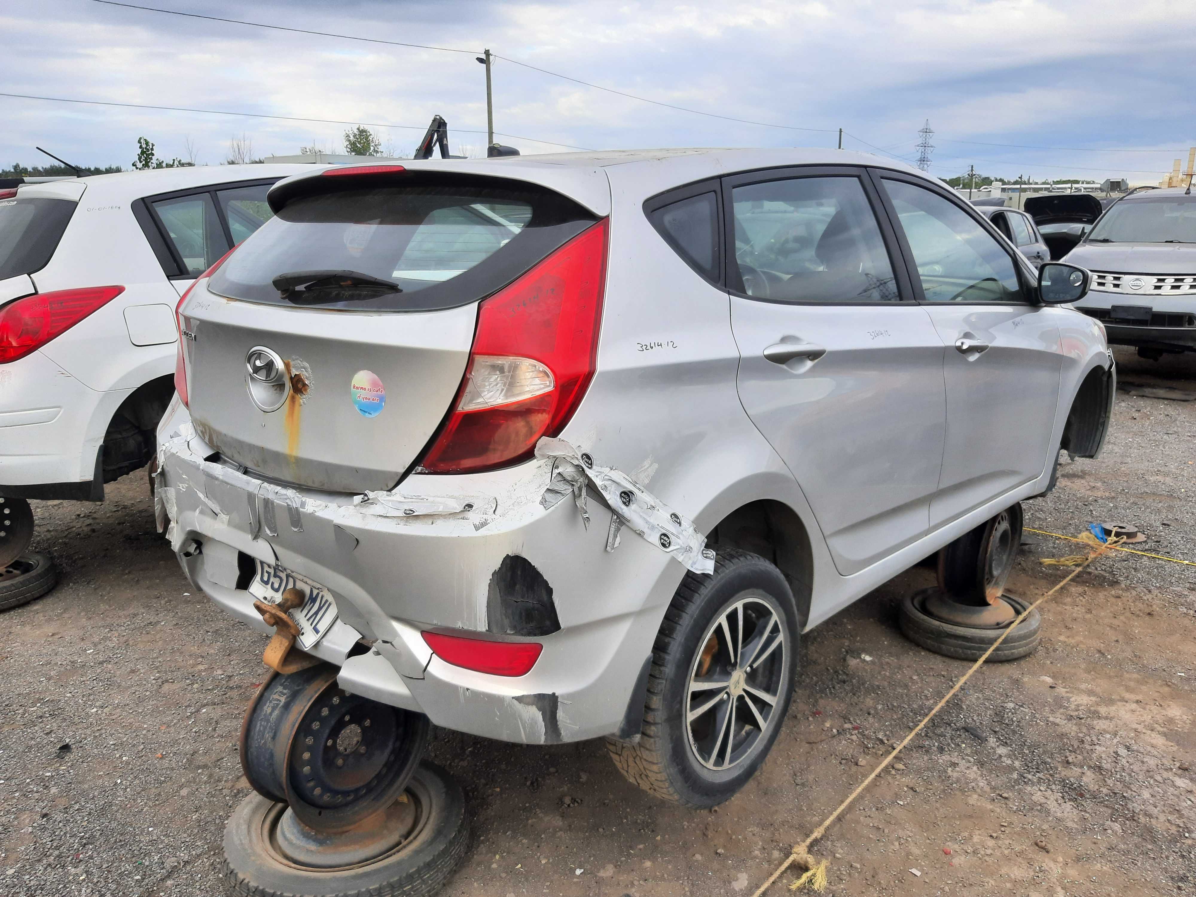 HYUNDAI ACCENT 2012