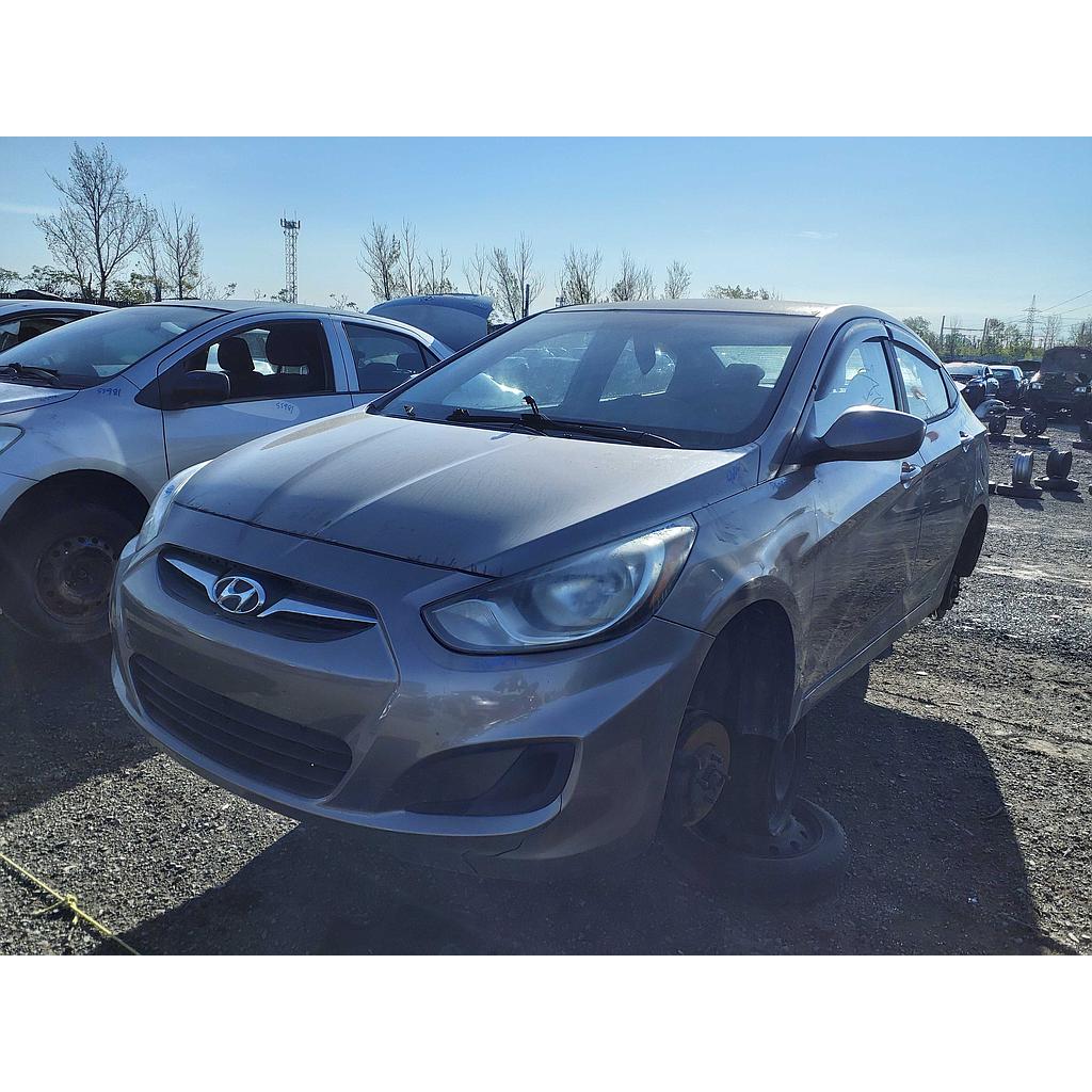 HYUNDAI ACCENT 2013