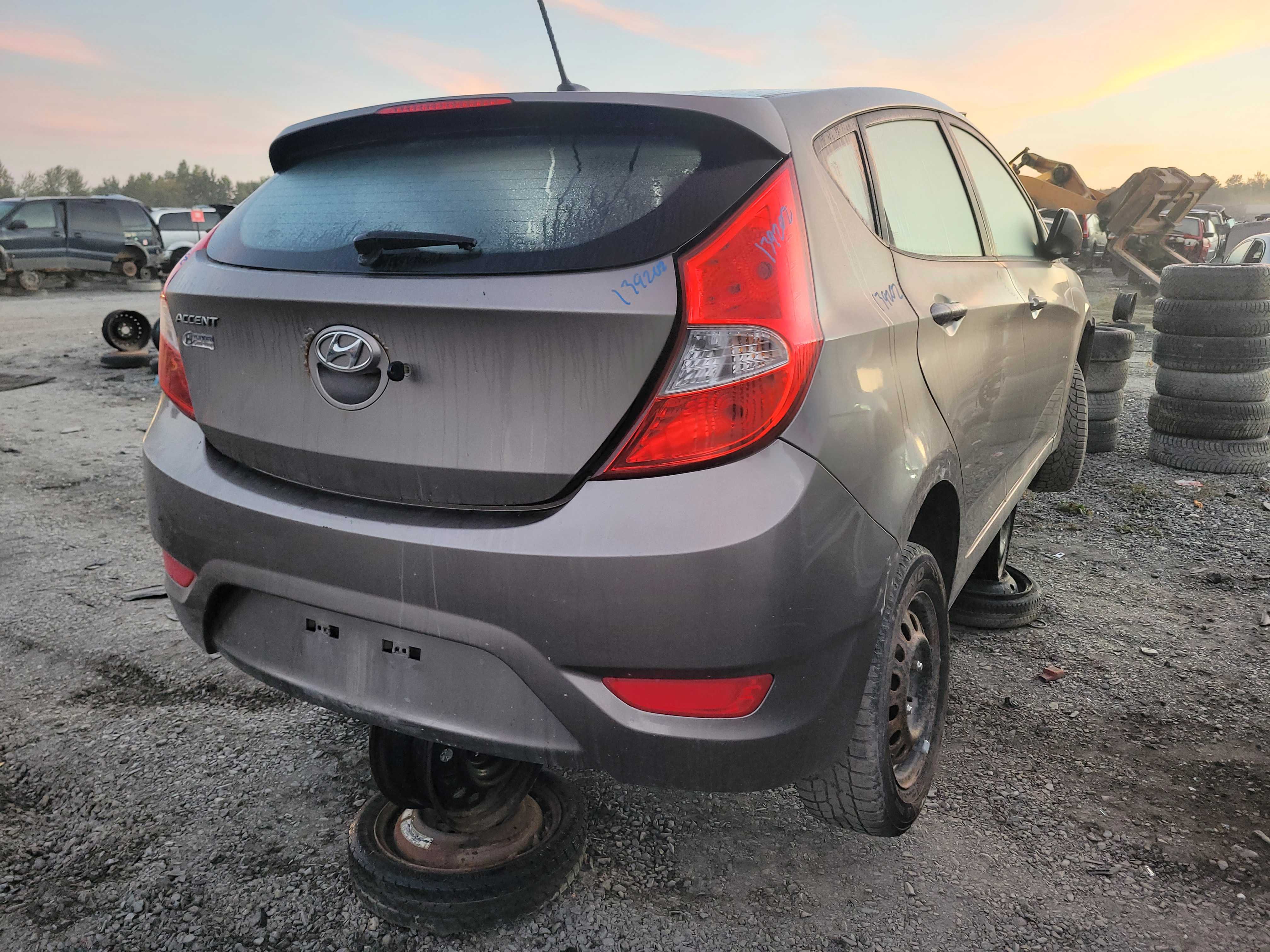 HYUNDAI ACCENT 2013