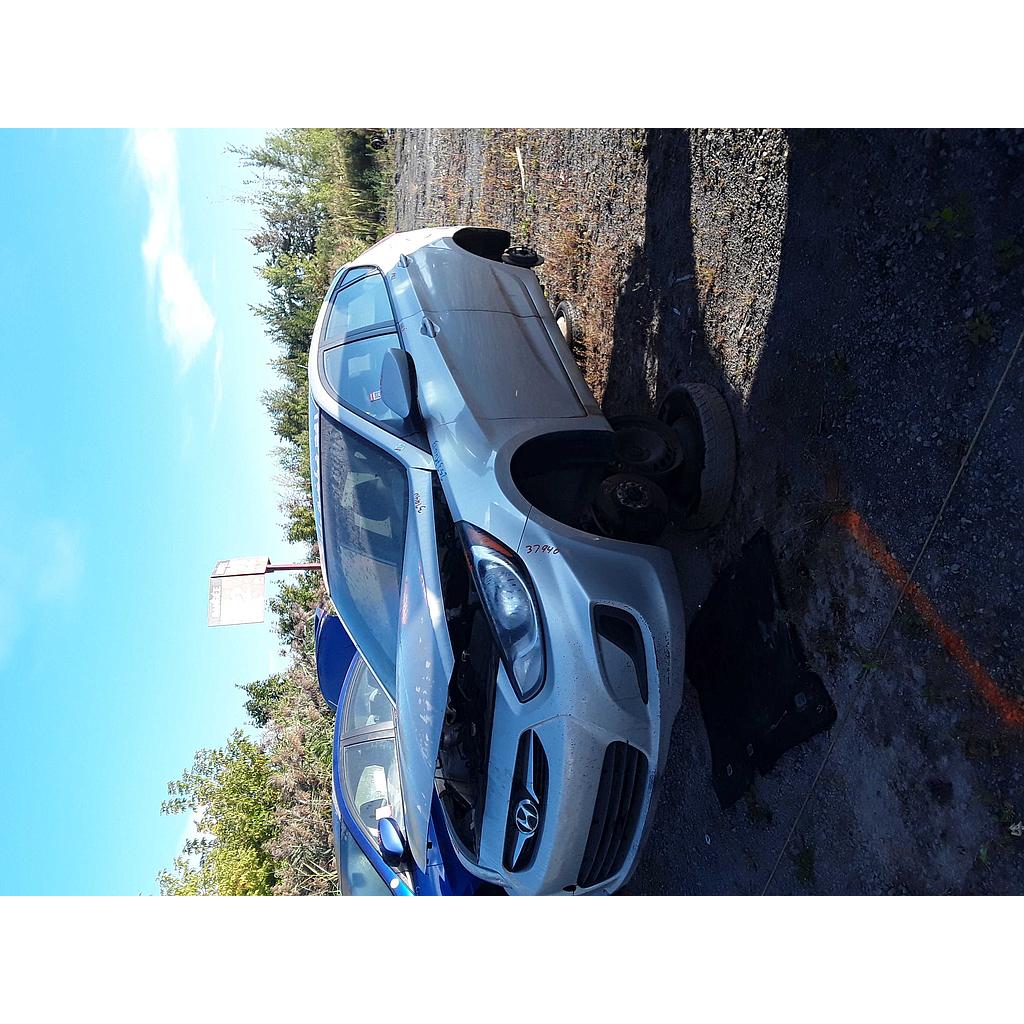 HYUNDAI ACCENT 2013
