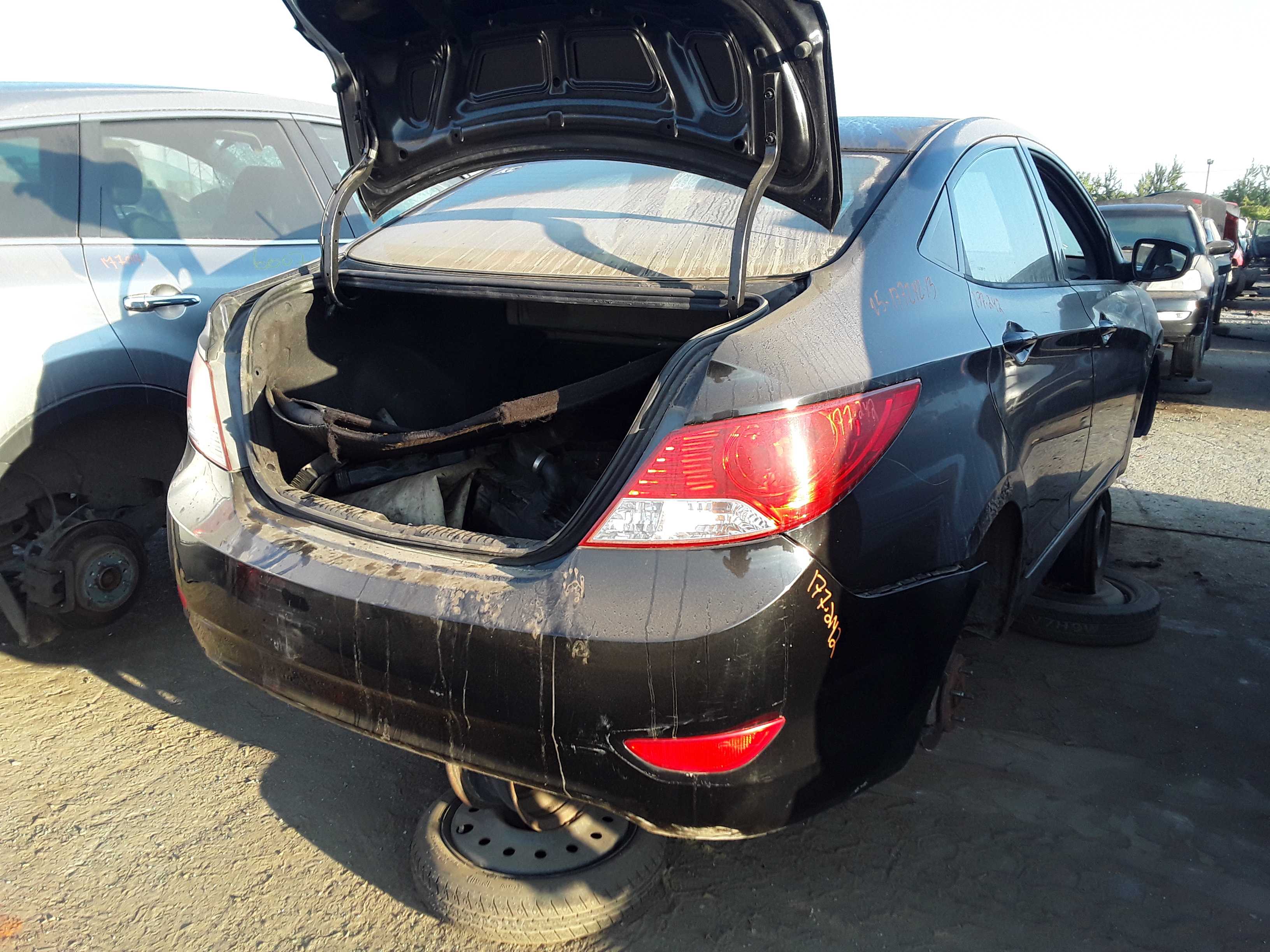 HYUNDAI ACCENT 2013