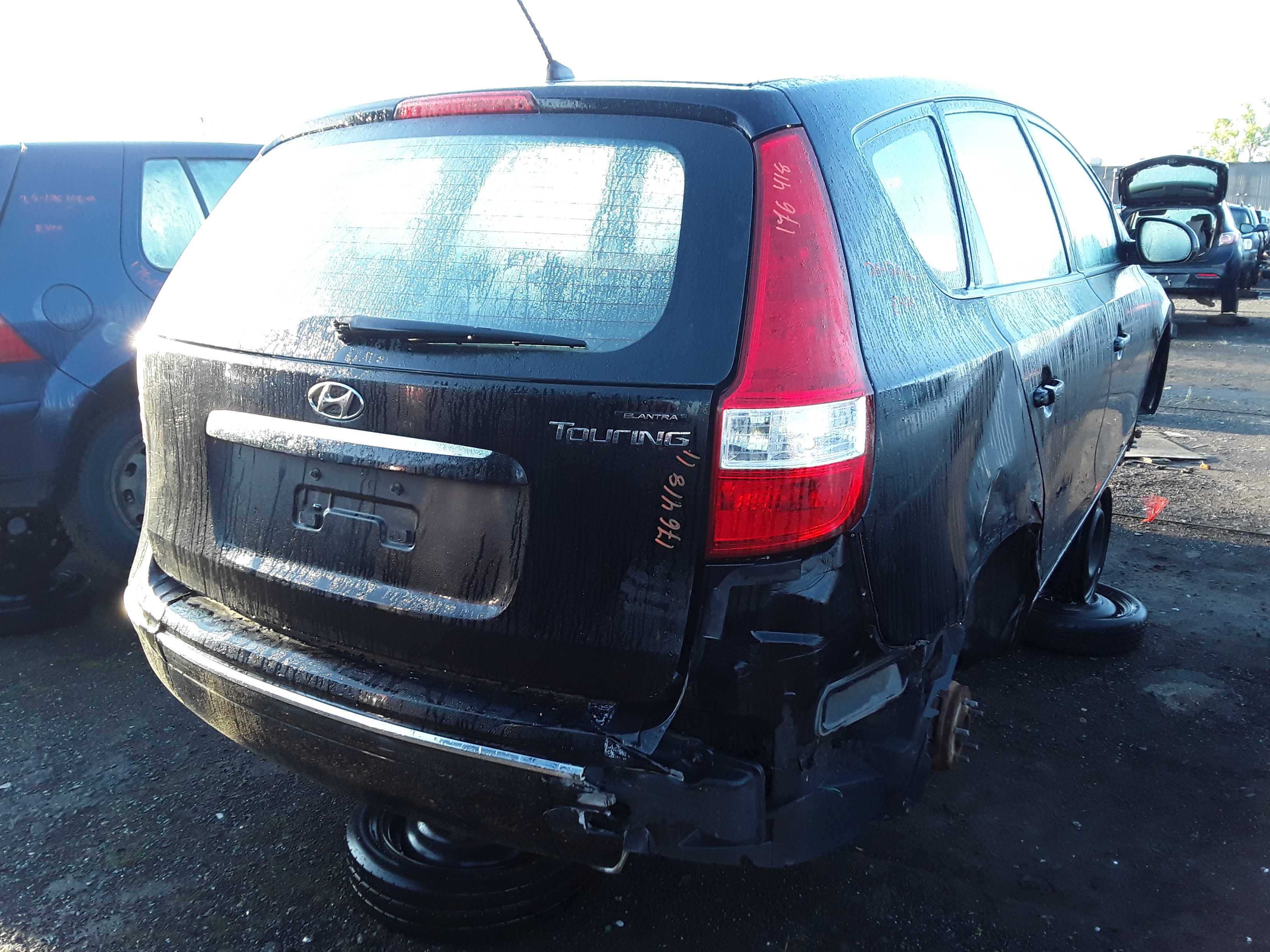 HYUNDAI ELANTRA 2011