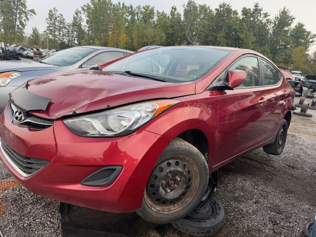 HYUNDAI ELANTRA 2012