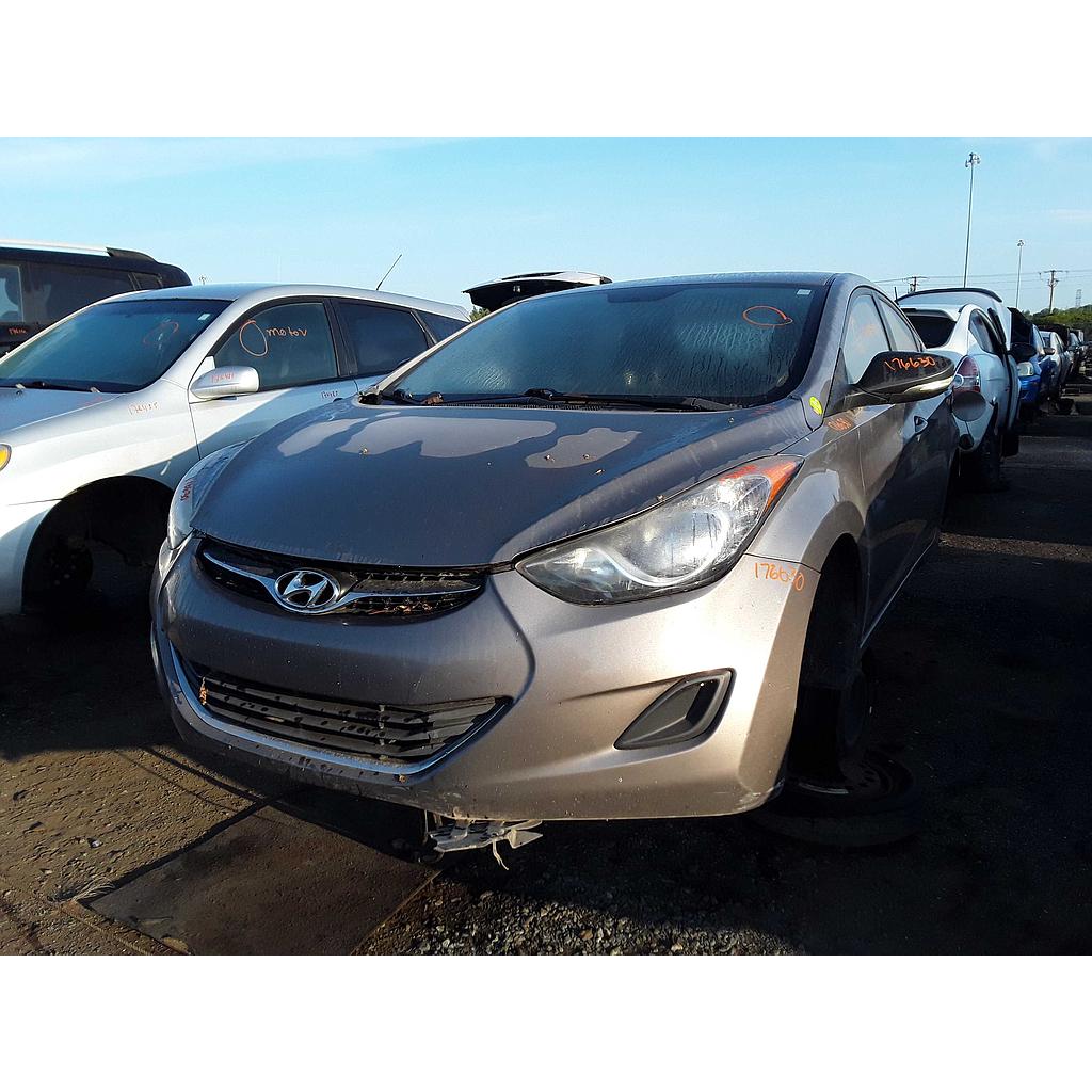 HYUNDAI ELANTRA 2013