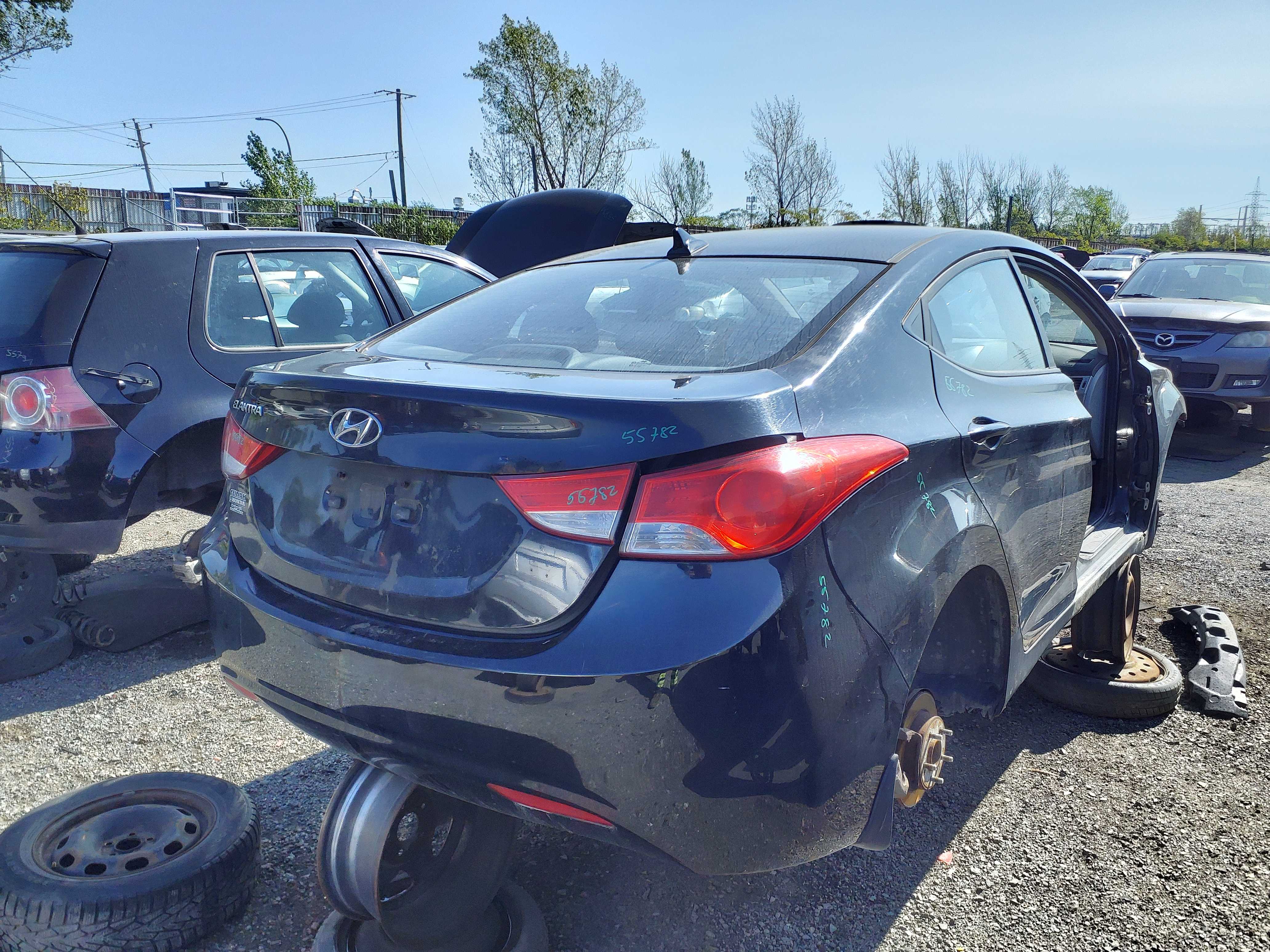 HYUNDAI ELANTRA 2013