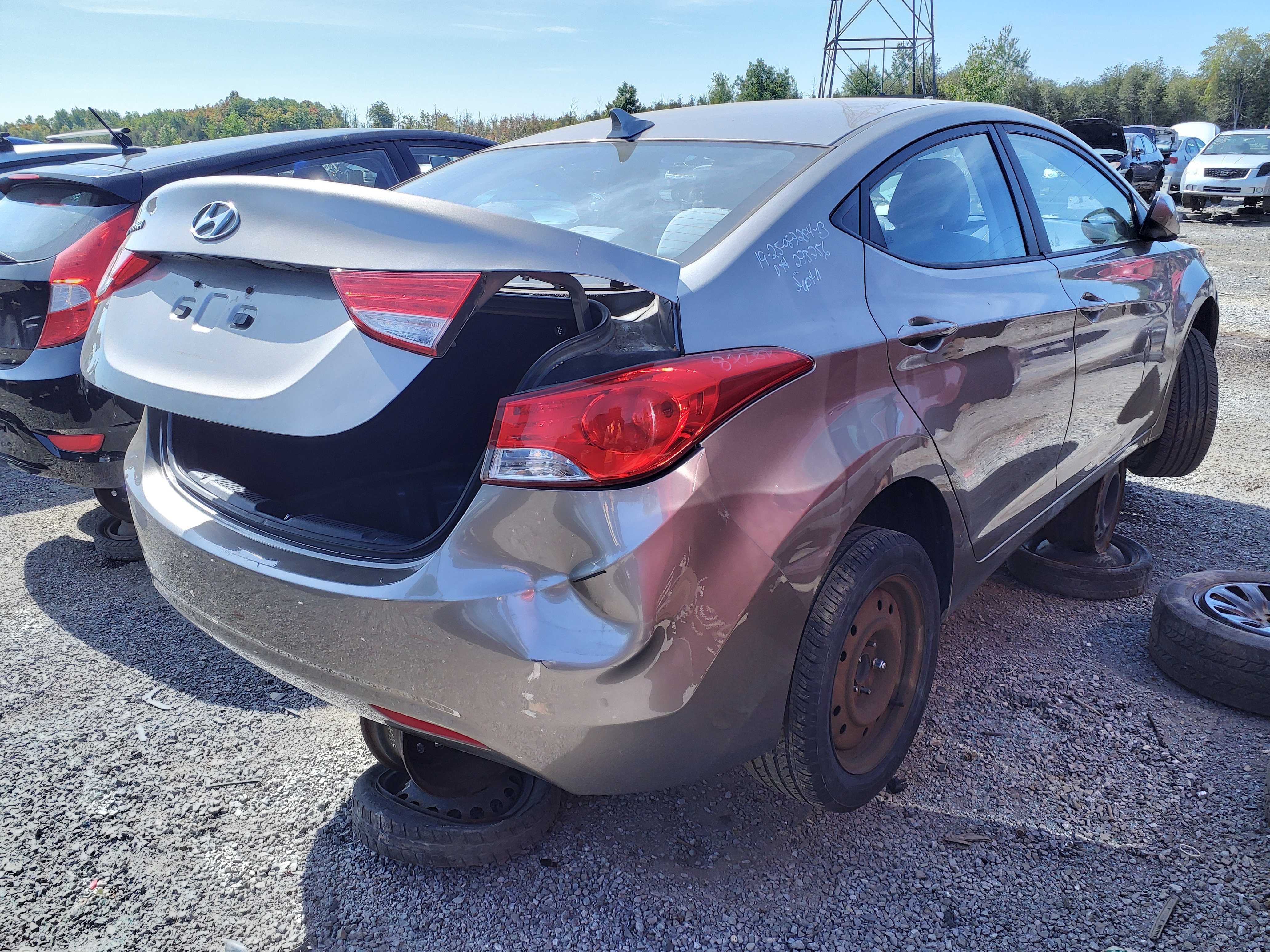 HYUNDAI ELANTRA 2013