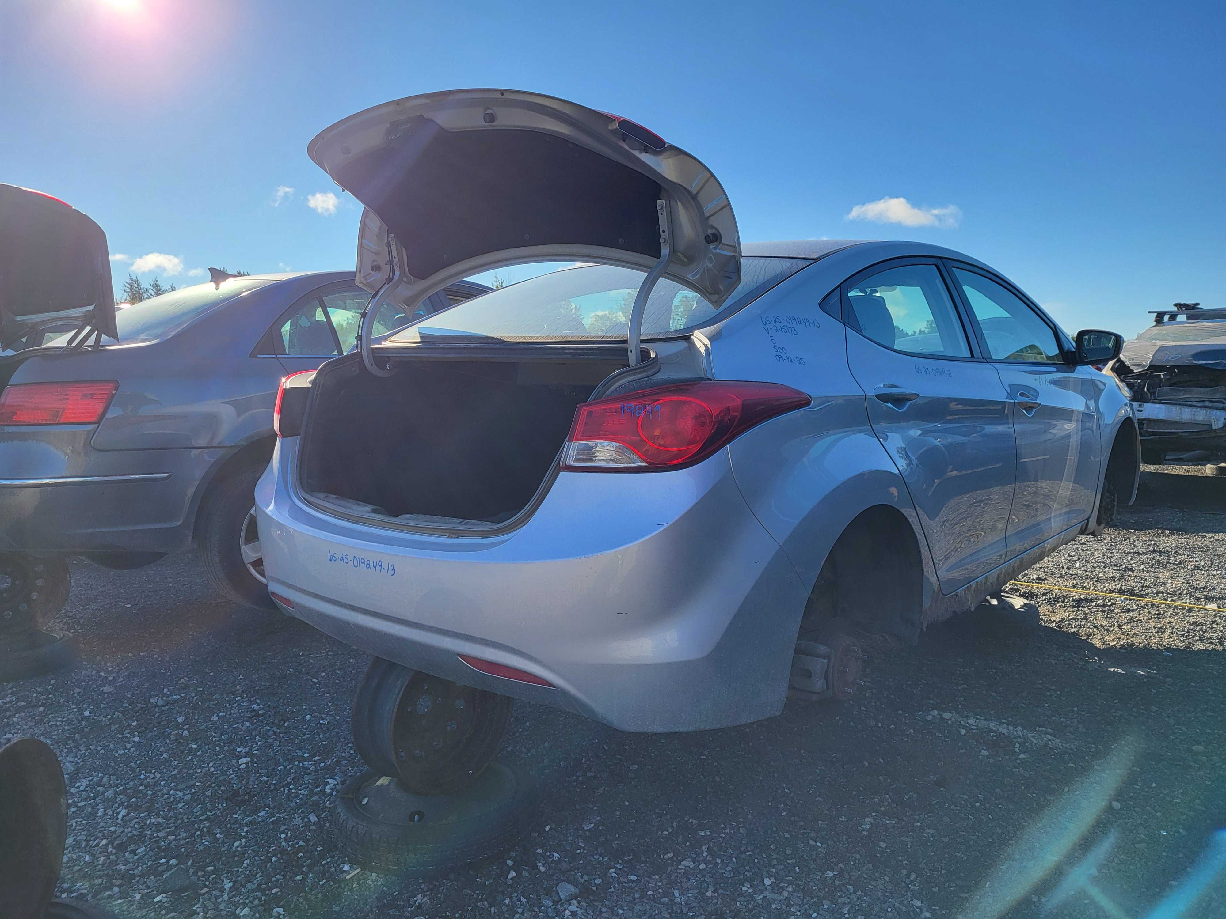 HYUNDAI ELANTRA 2013
