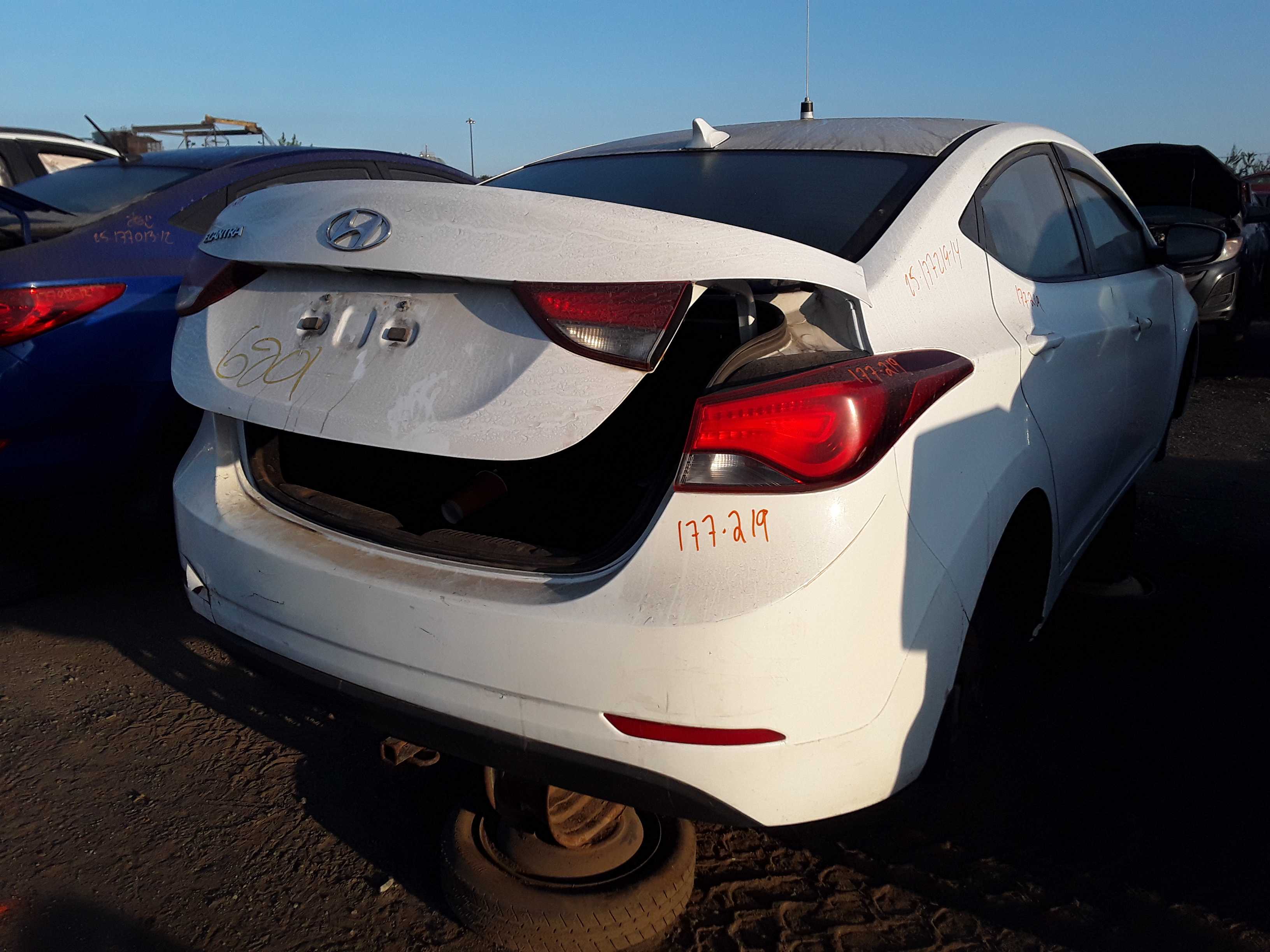 HYUNDAI ELANTRA 2014