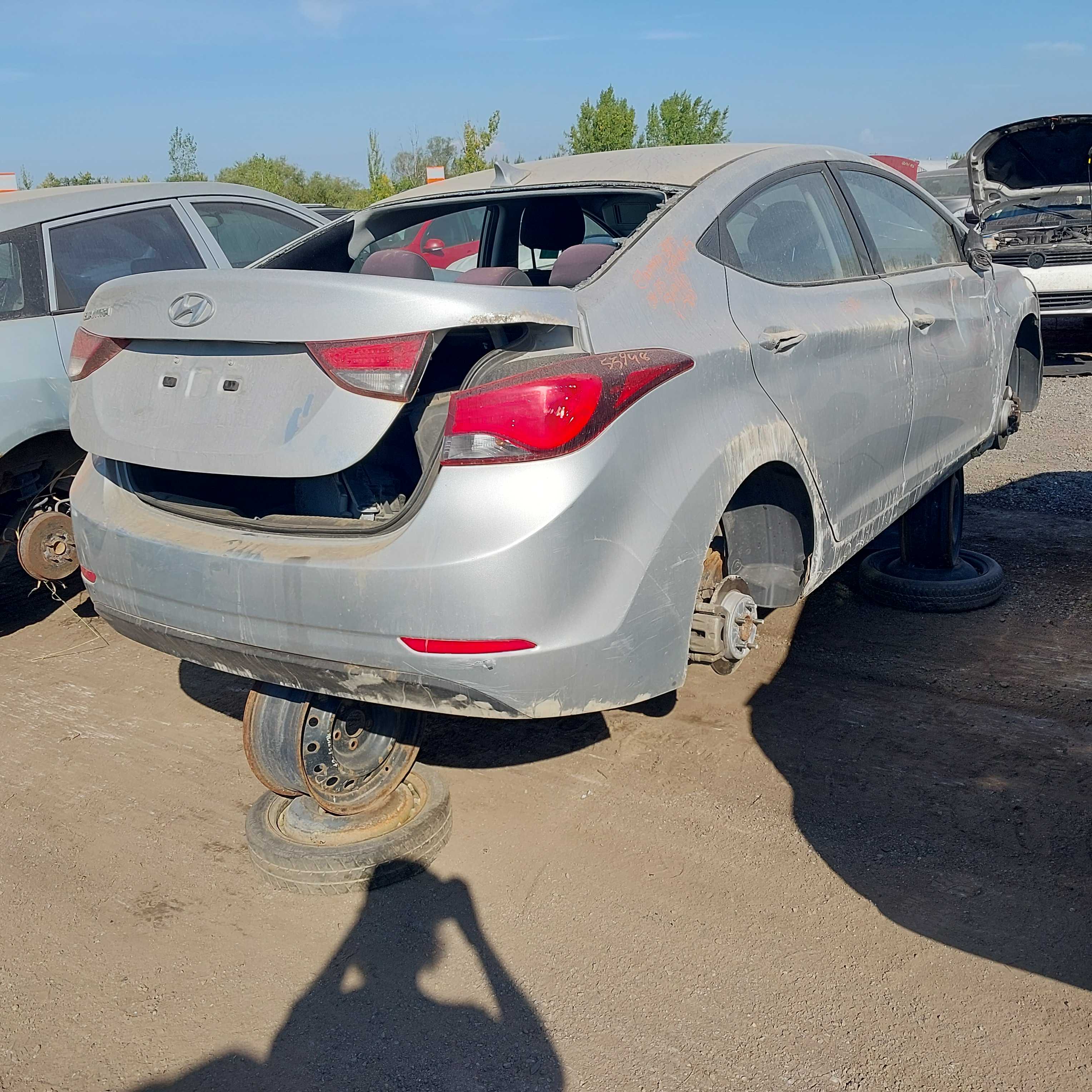 HYUNDAI ELANTRA 2015