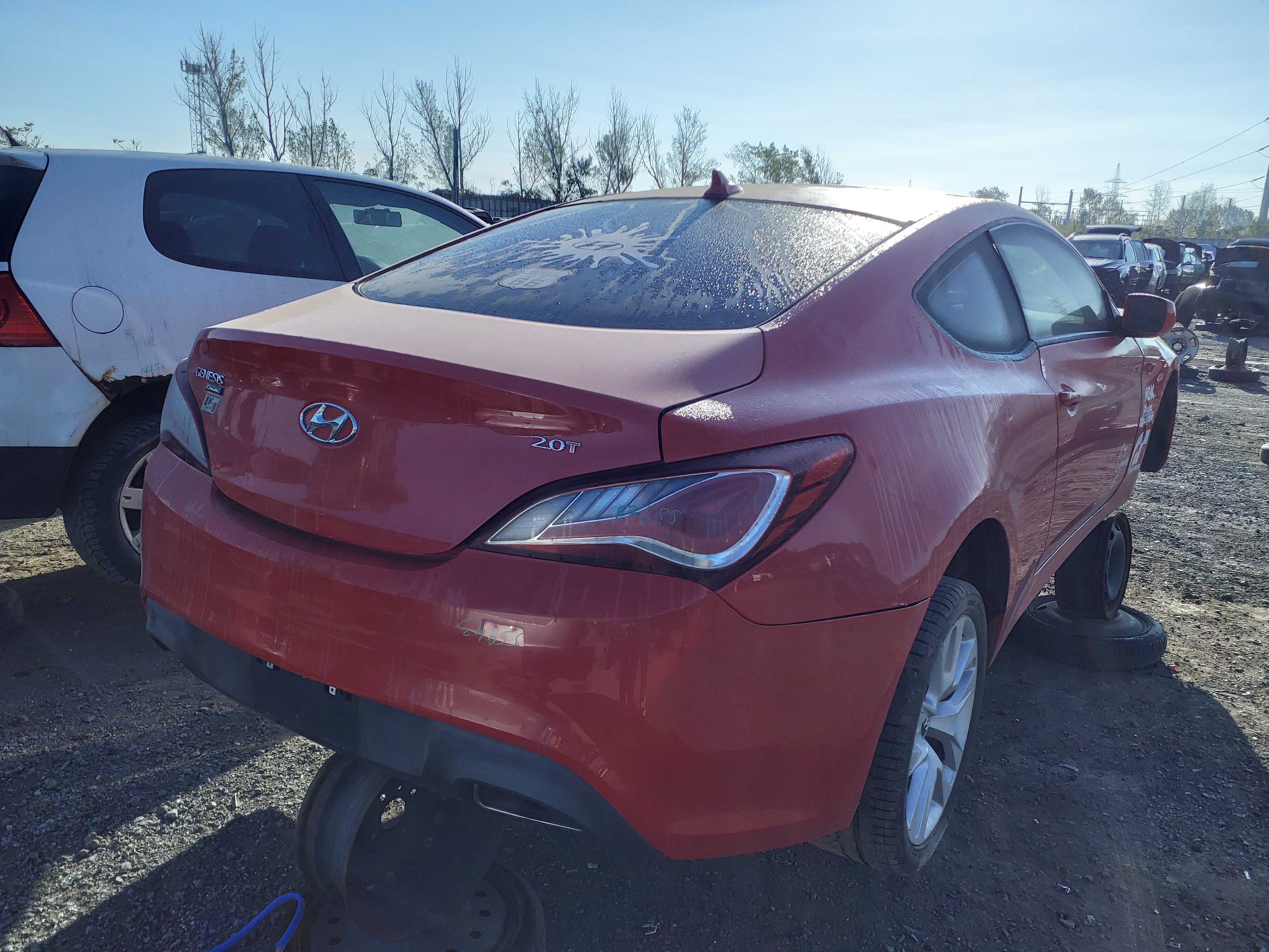 HYUNDAI GENESIS 2013