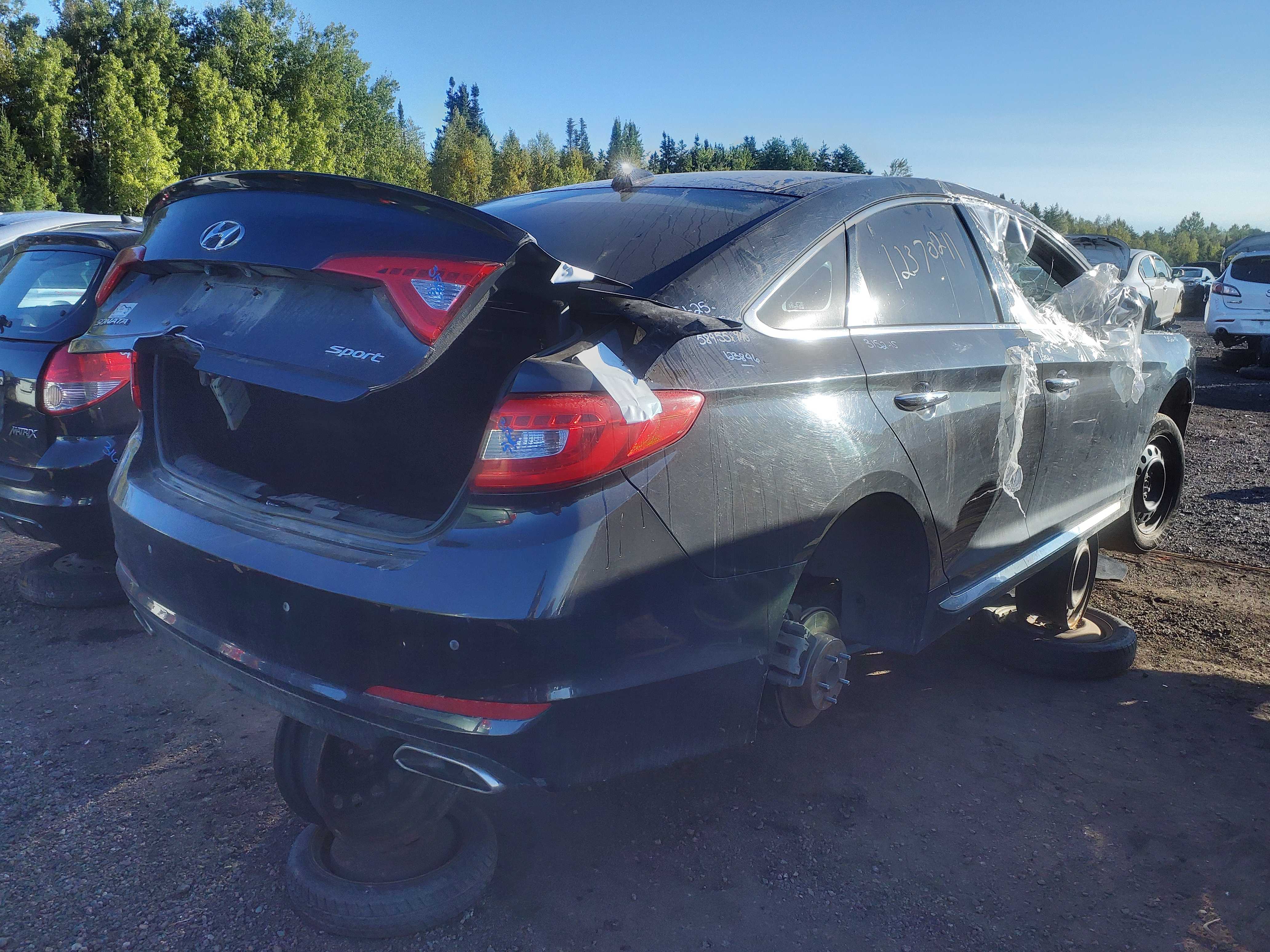 HYUNDAI SONATA 2015