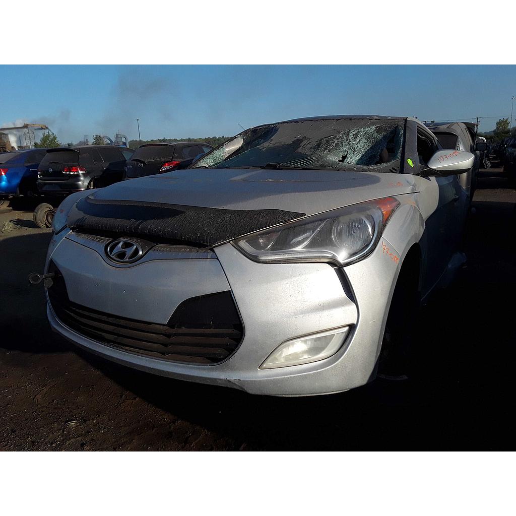 HYUNDAI VELOSTER 2015