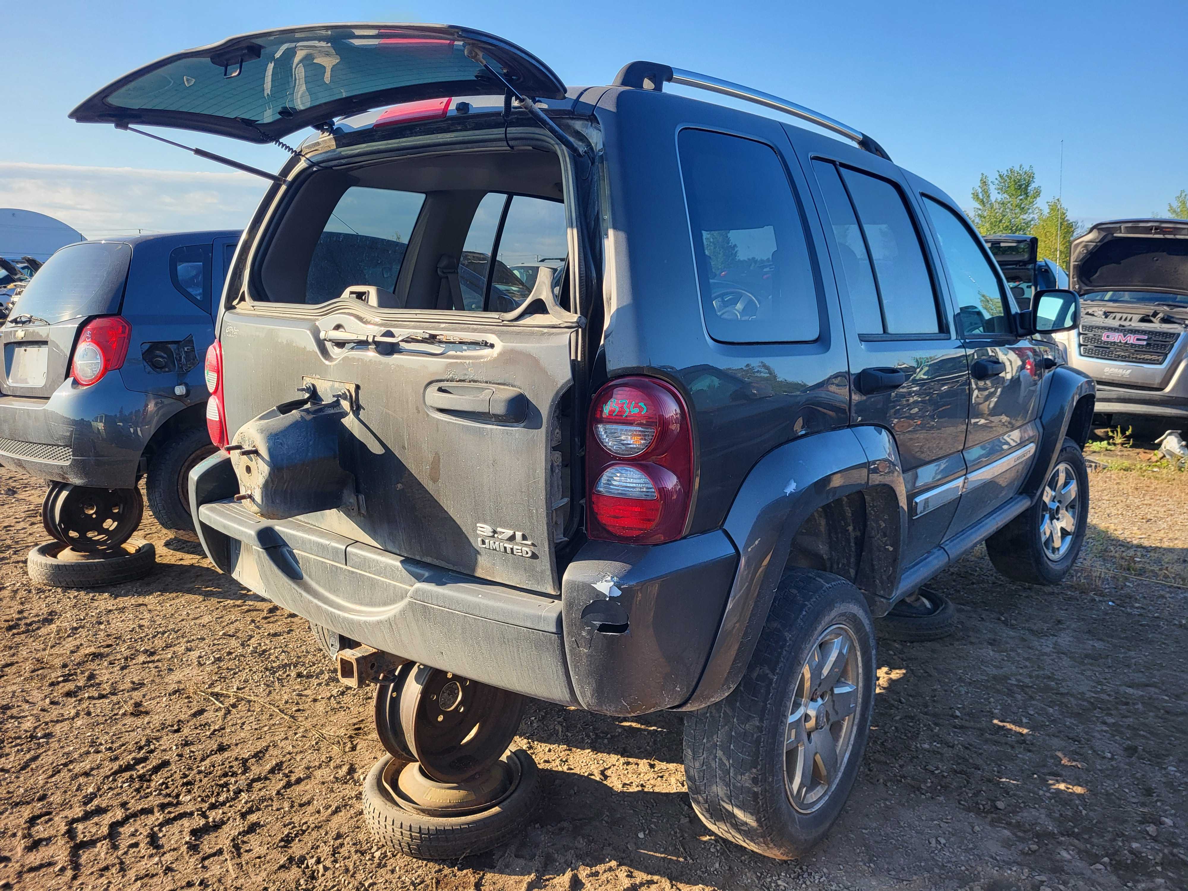 JEEP LIBERTY 2005