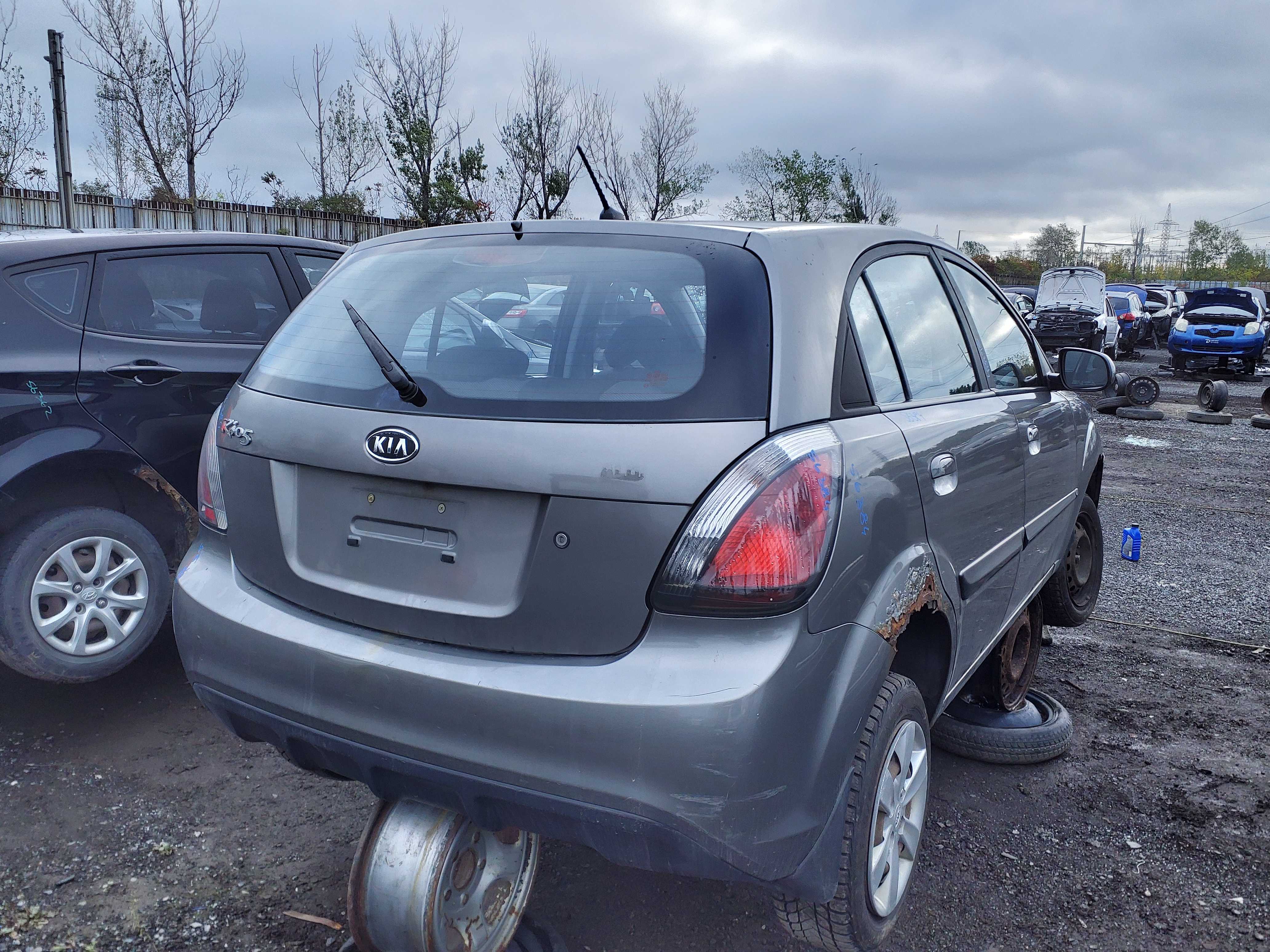 KIA RIO 2010