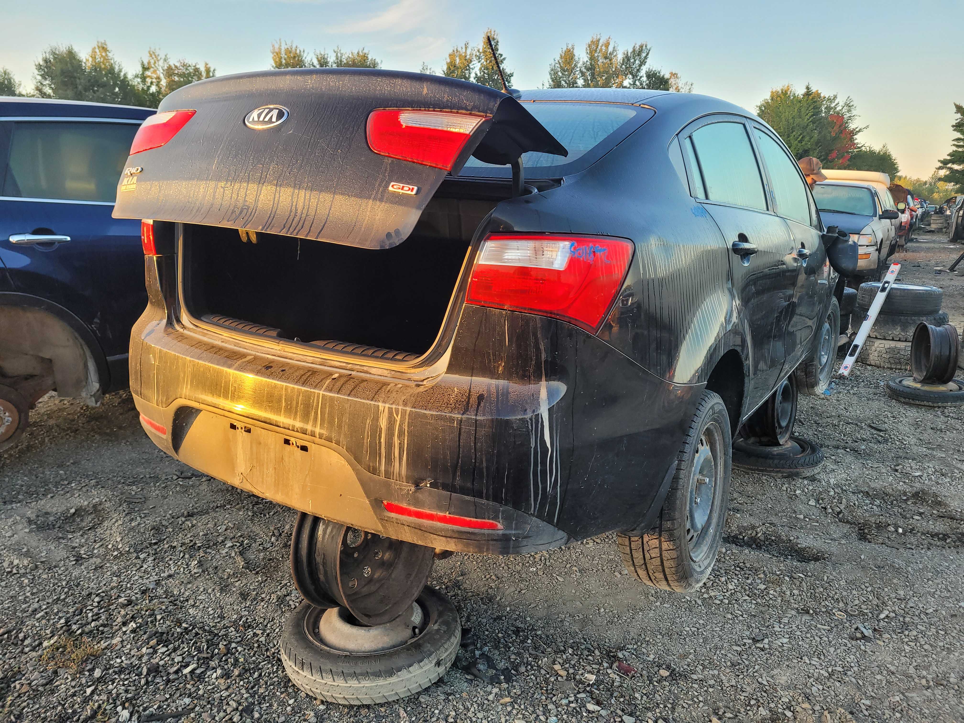 KIA RIO 2015