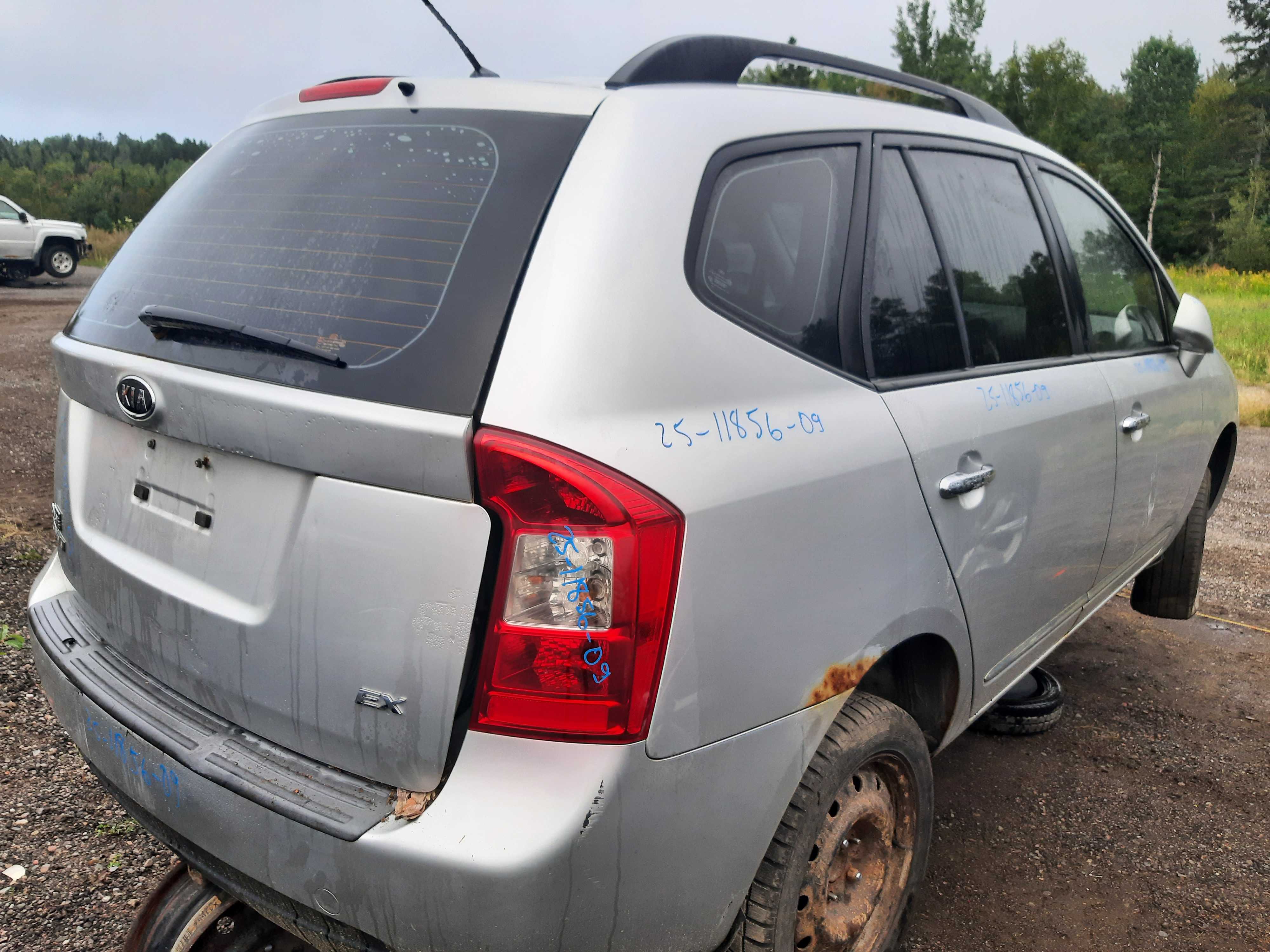 KIA RONDO 2009