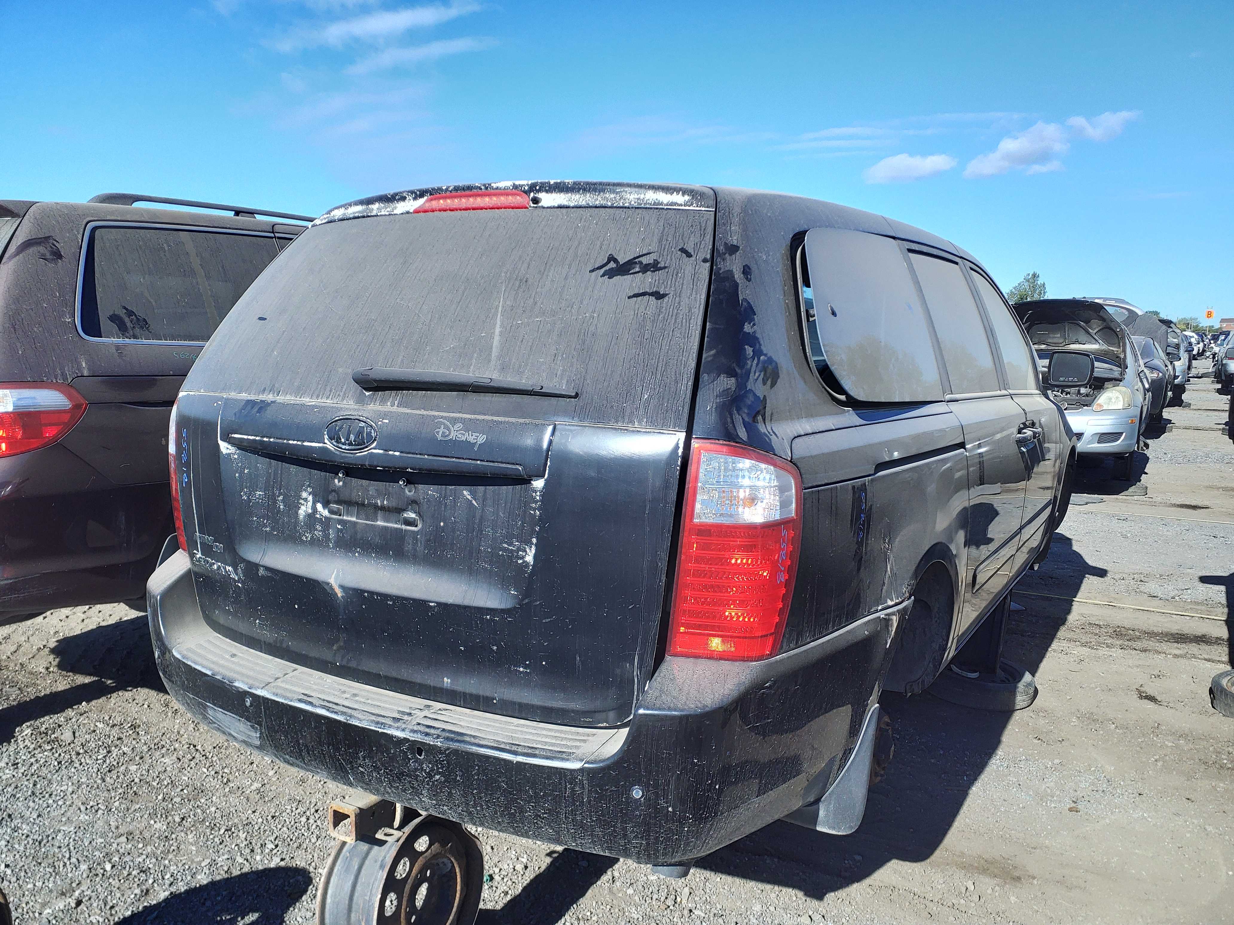 KIA SEDONA 2006