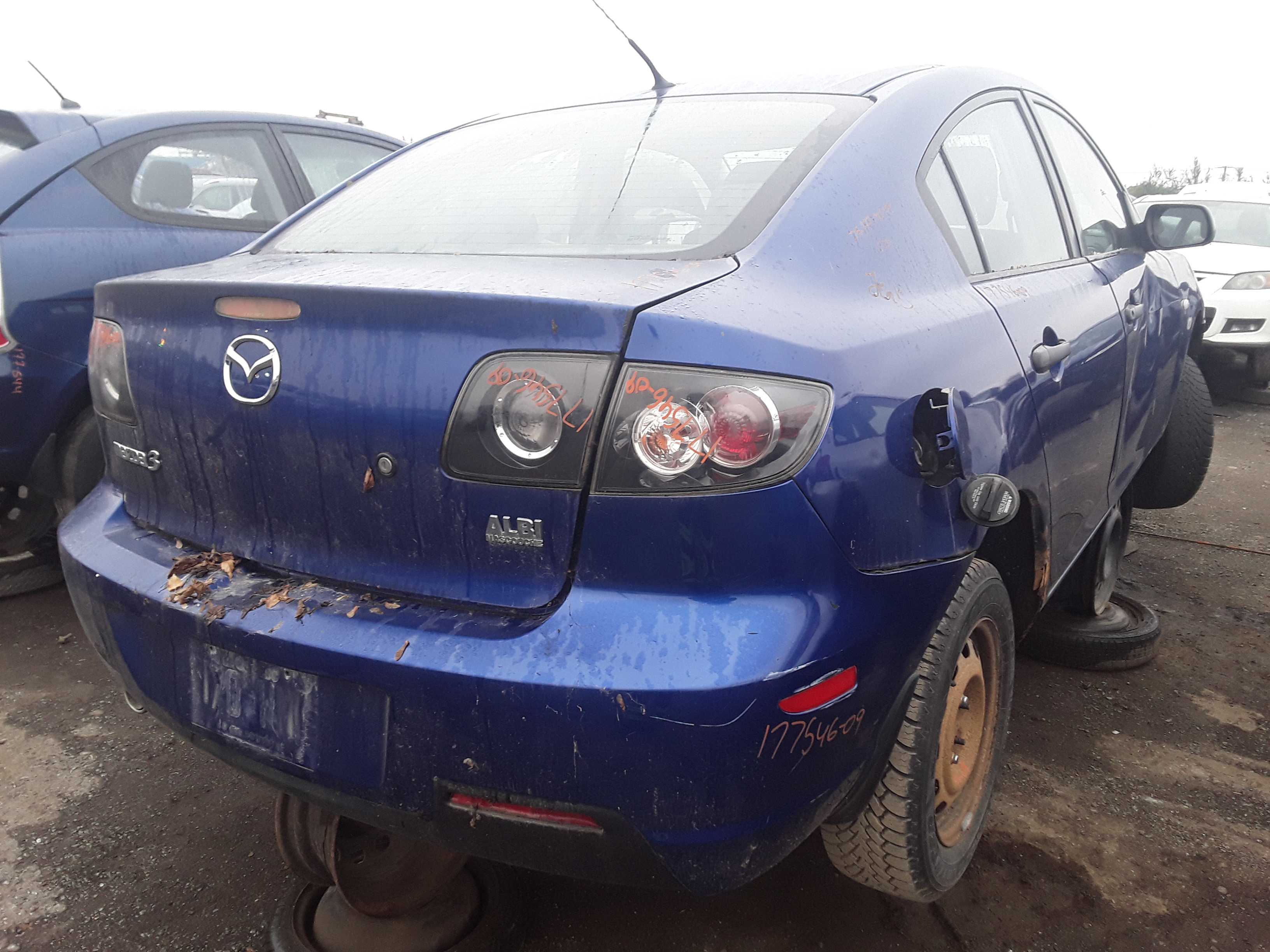 MAZDA MAZDA3 2009