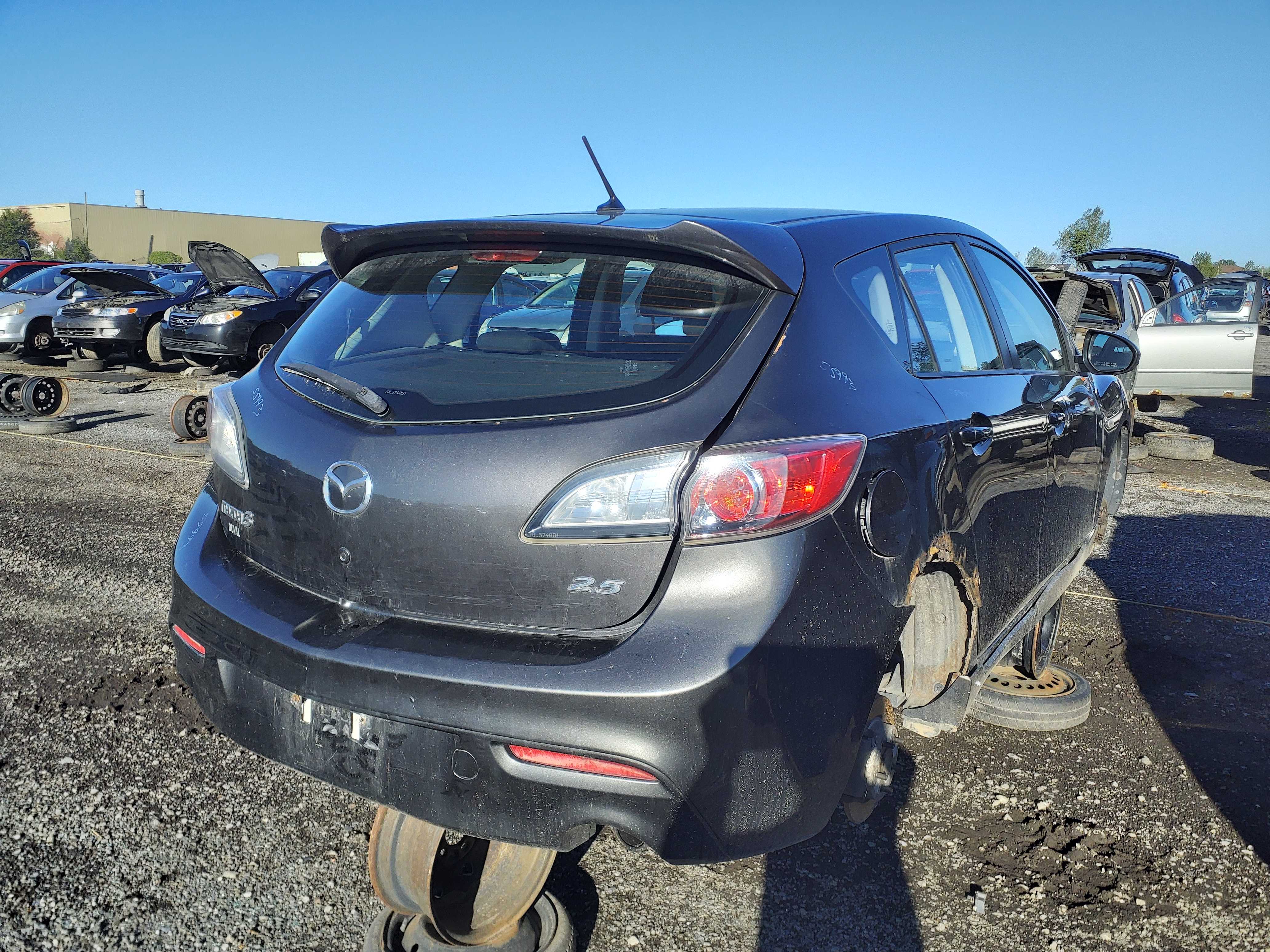 MAZDA MAZDA3 2010