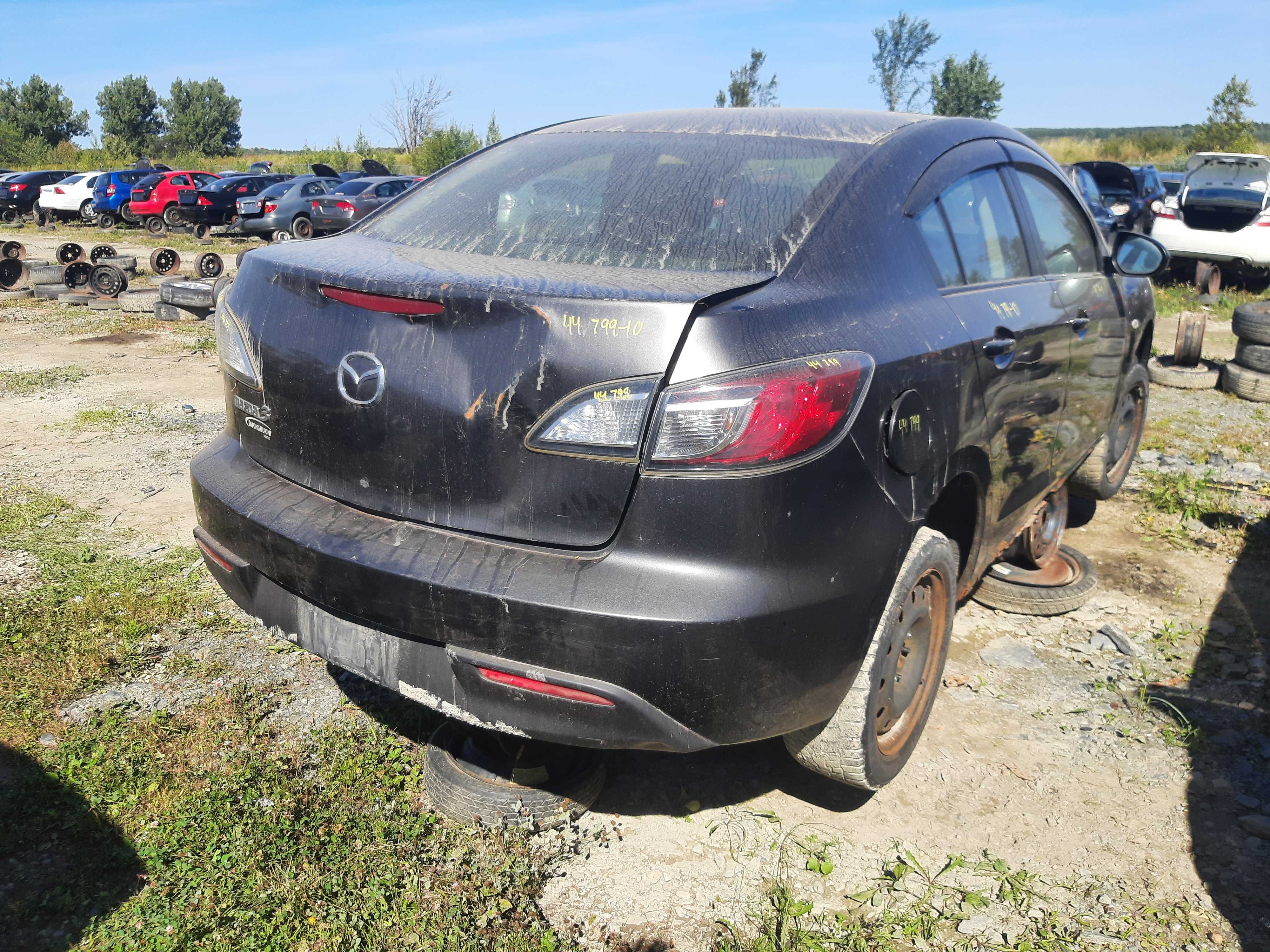 MAZDA MAZDA3 2010