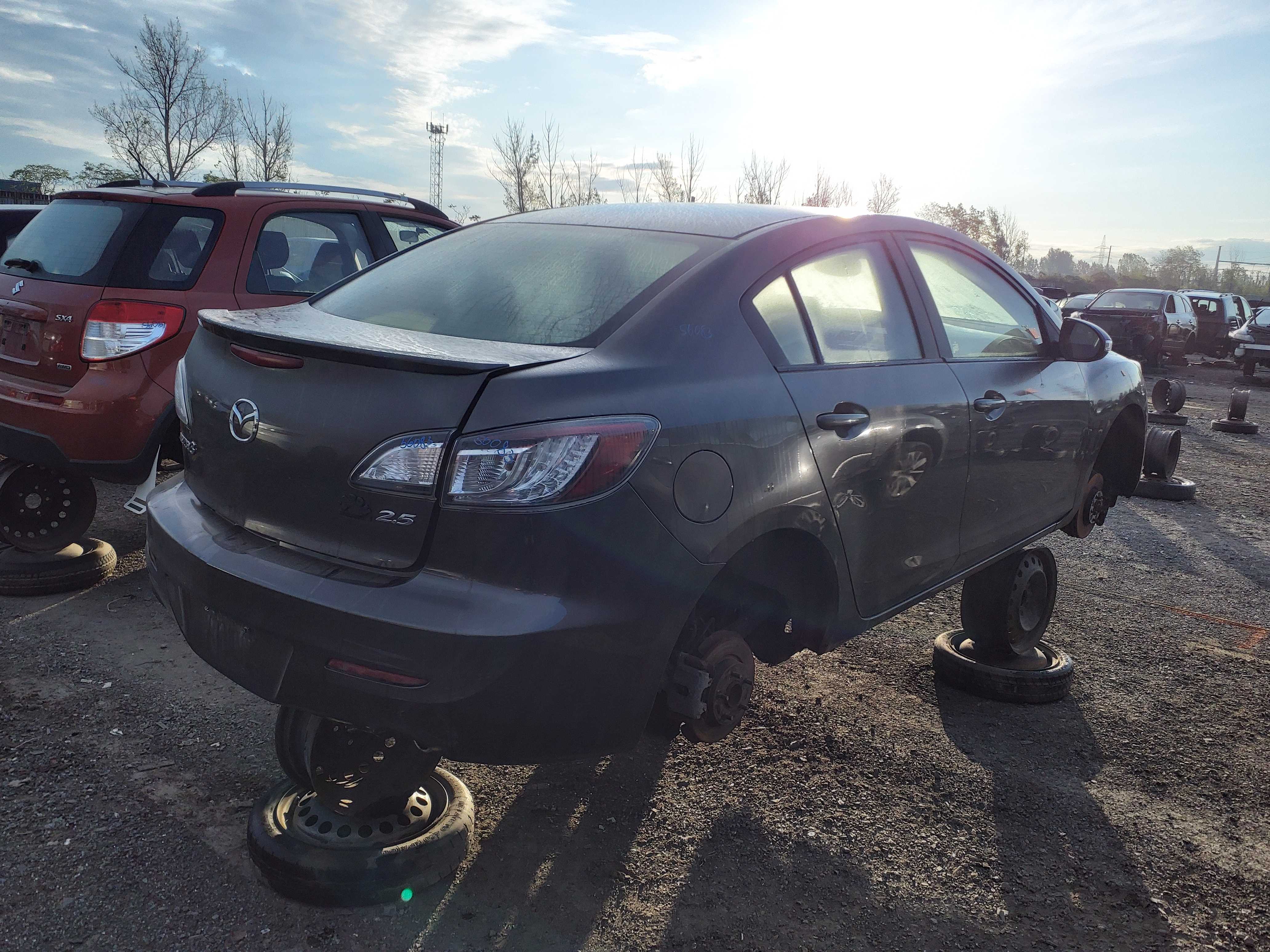 MAZDA MAZDA3 2010