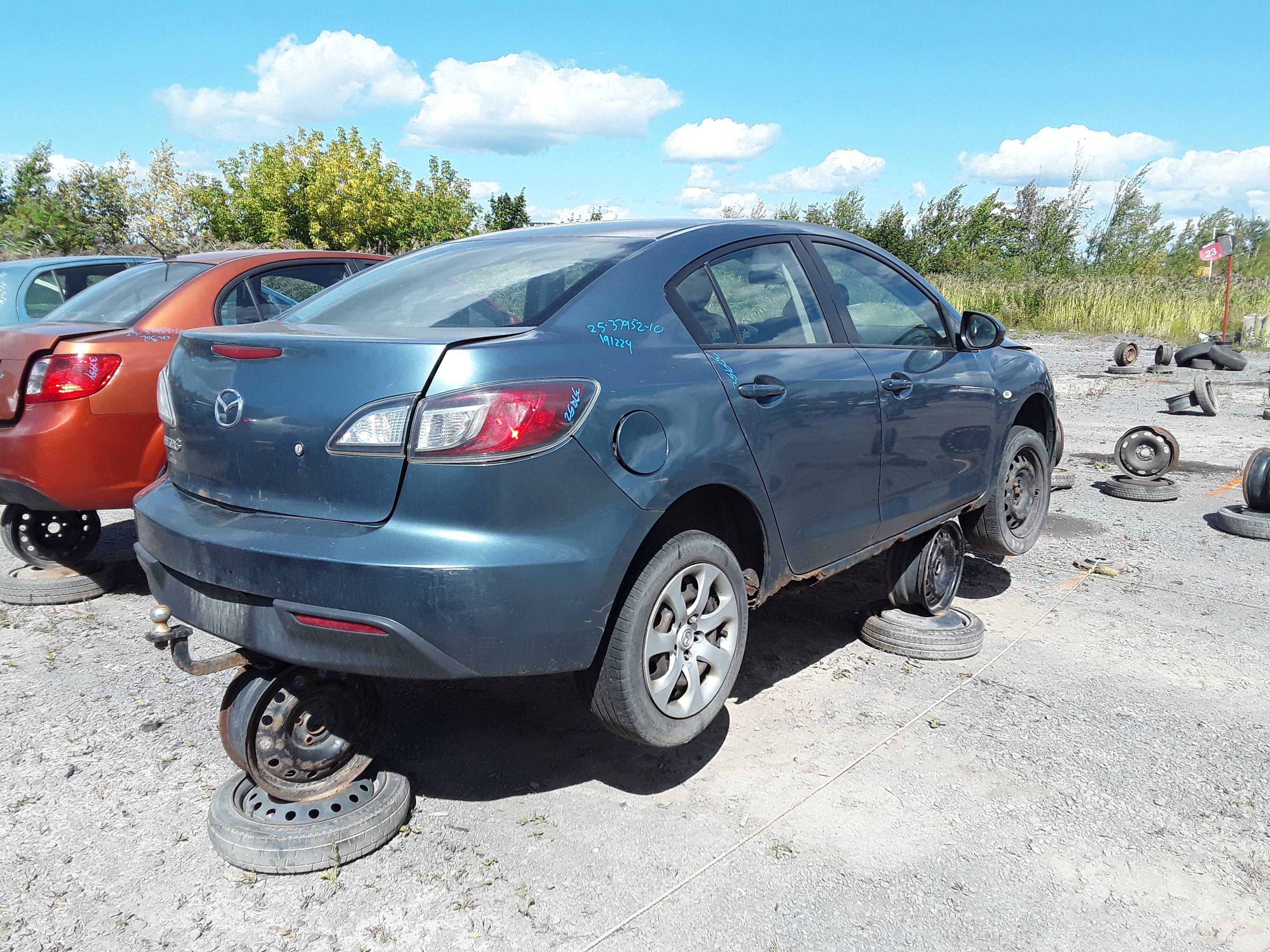MAZDA MAZDA3 2010